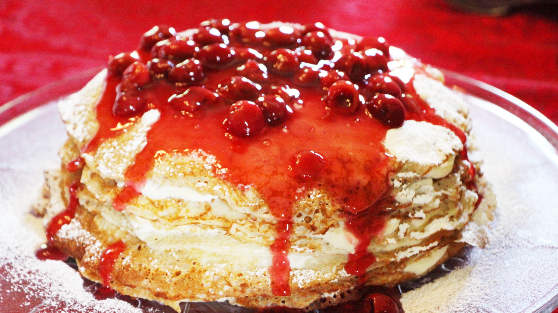 Блинный торт с вишней на праздник Масленица 2021