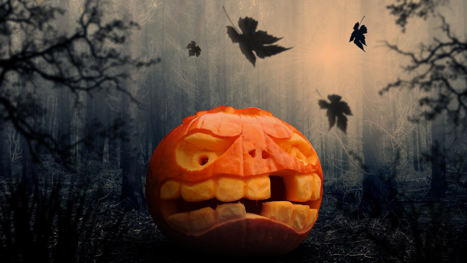 Гримаса из тыквы на праздник Хэллоуин