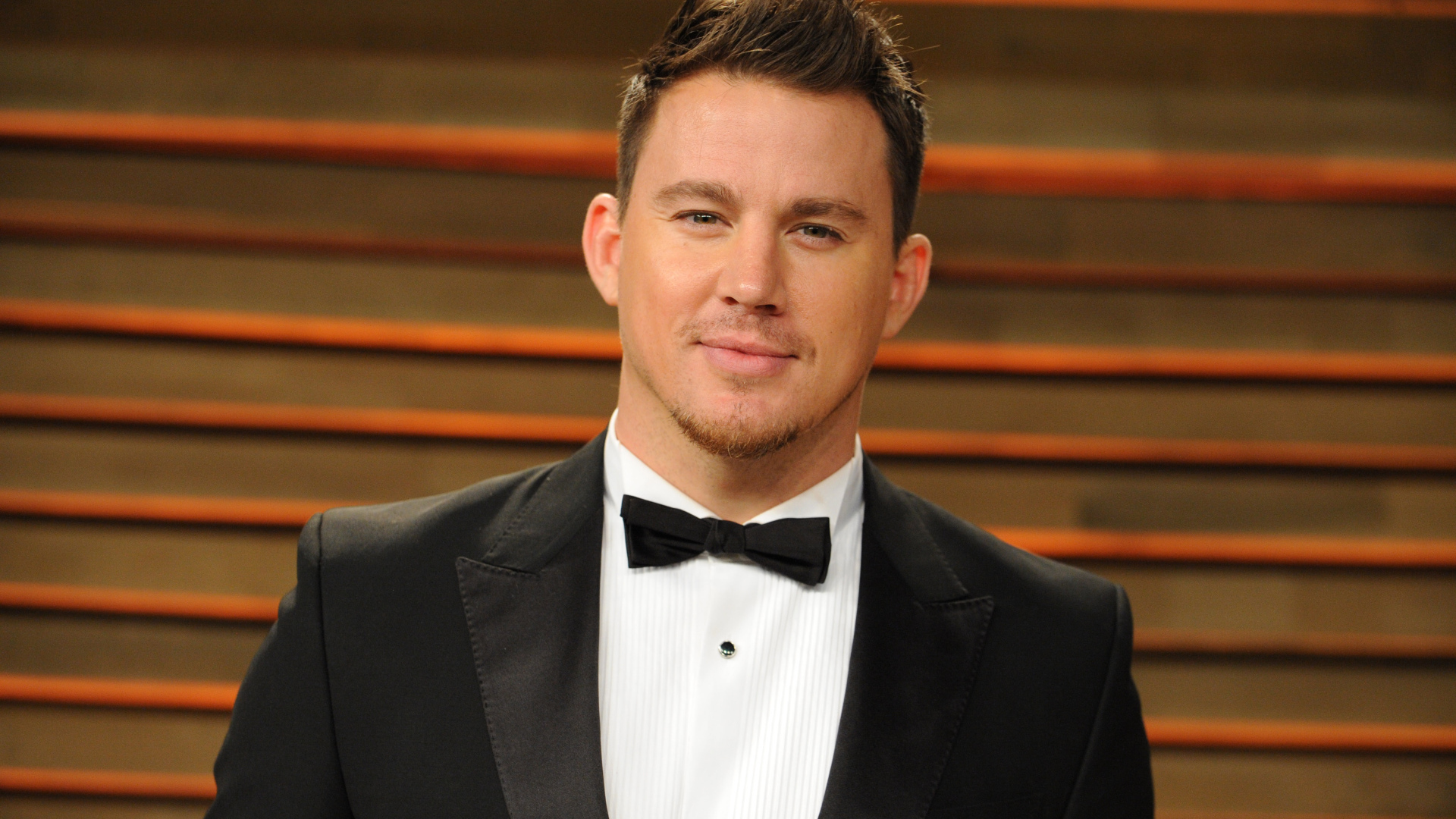 Американский актер Ченнинг Татум у стены