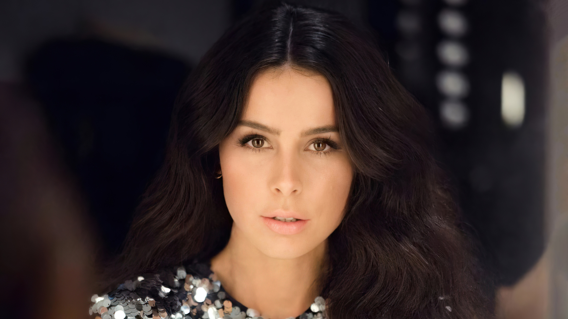 Кареглазая немецкая певица Лена Майер-Ландрут