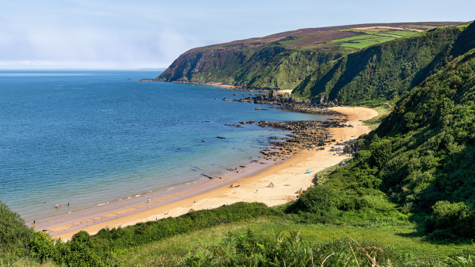 Спокойное побережье Ирландии 