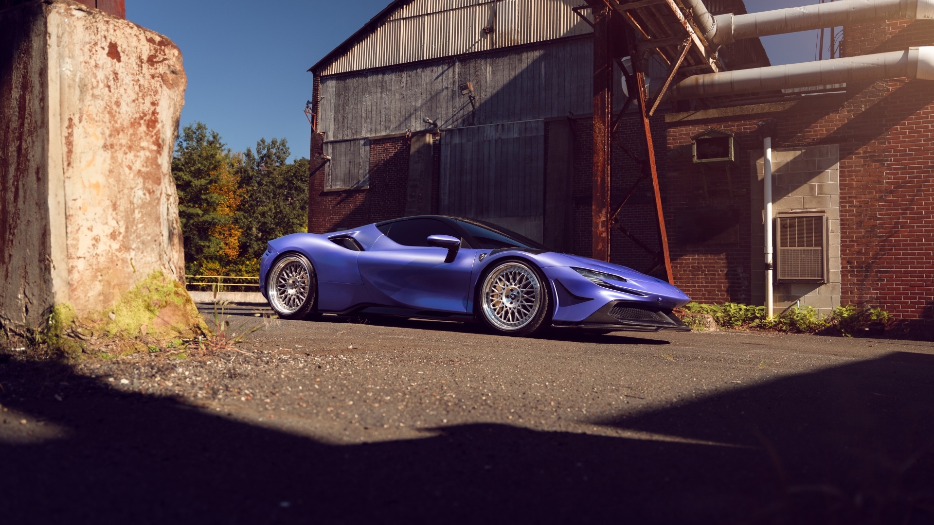 Быстрый автомобиль Ferrari SF90 Spider