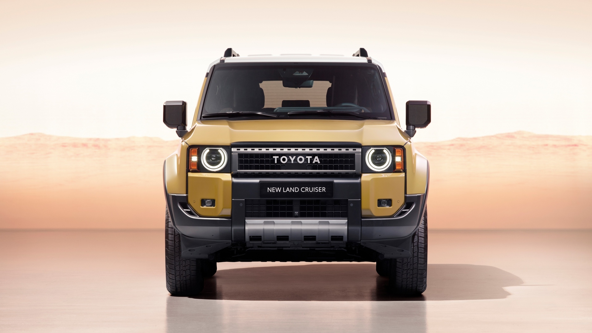 Вид спереди на автомобиль Toyota Land Cruiser First Edition 2023 года