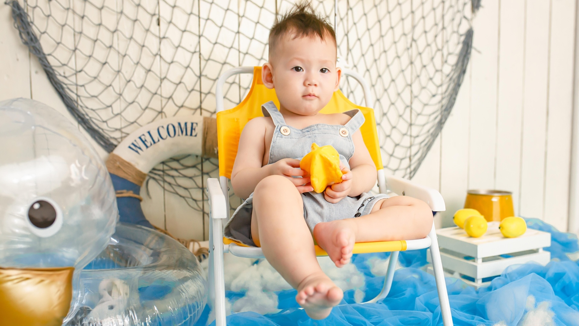 Маленький мальчик будущий капитан