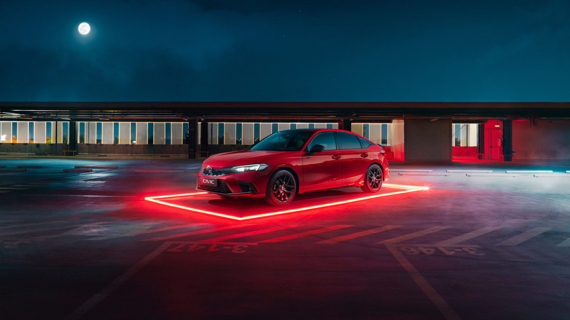 Красный электрокар Honda Civic