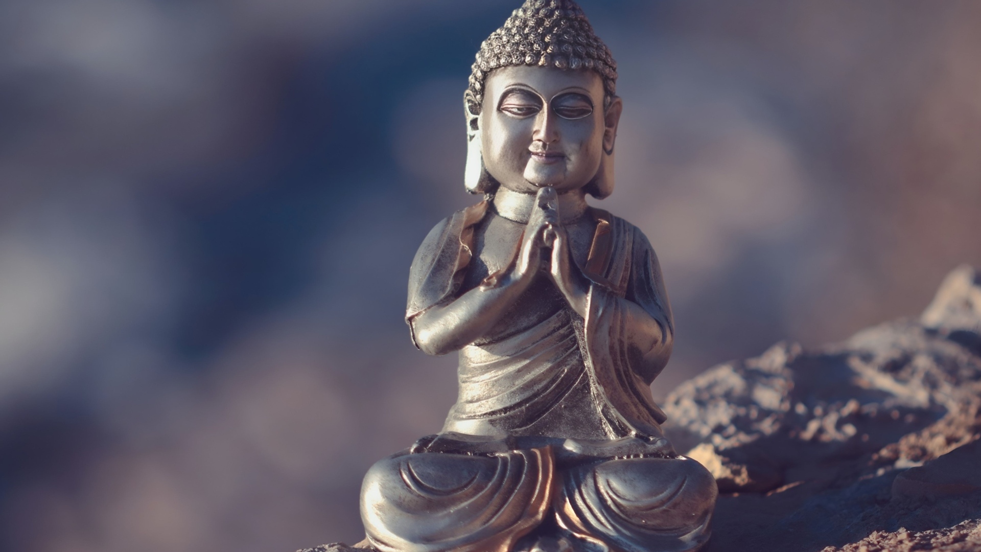 Статуэтка Будды крупным планом