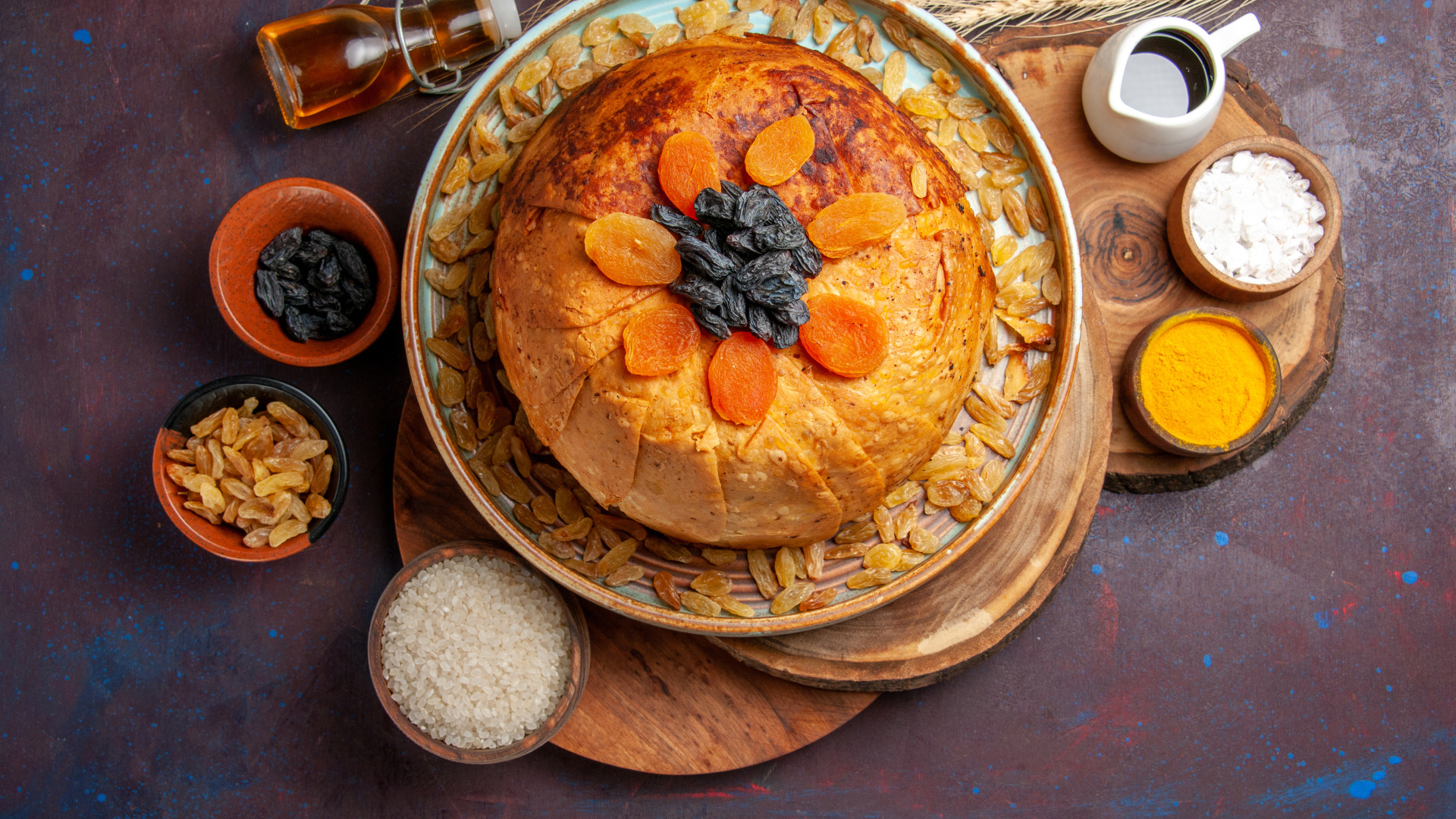 Кекс с изюмом и курагой