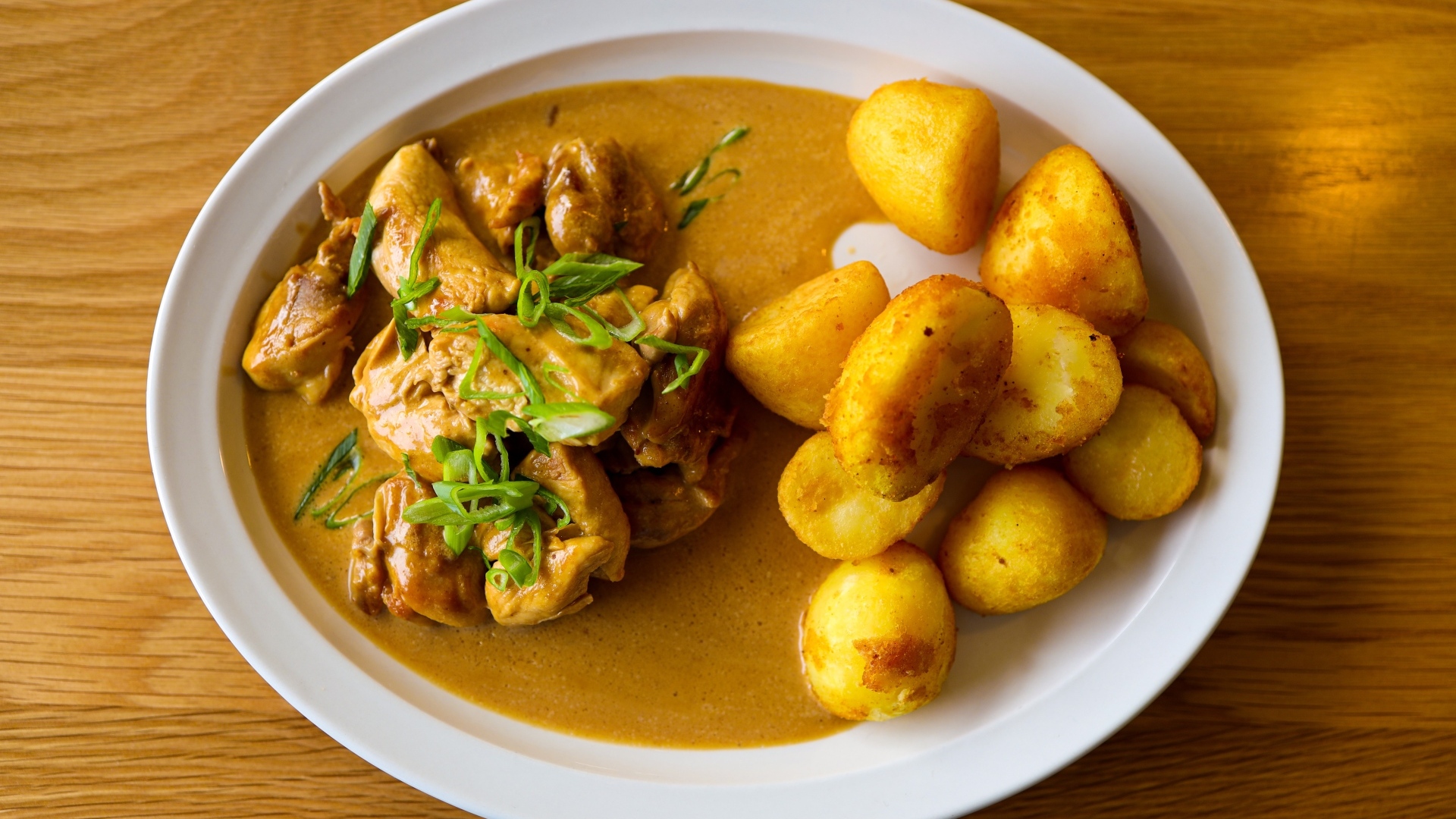 Курица терияки с картофелем в соусе