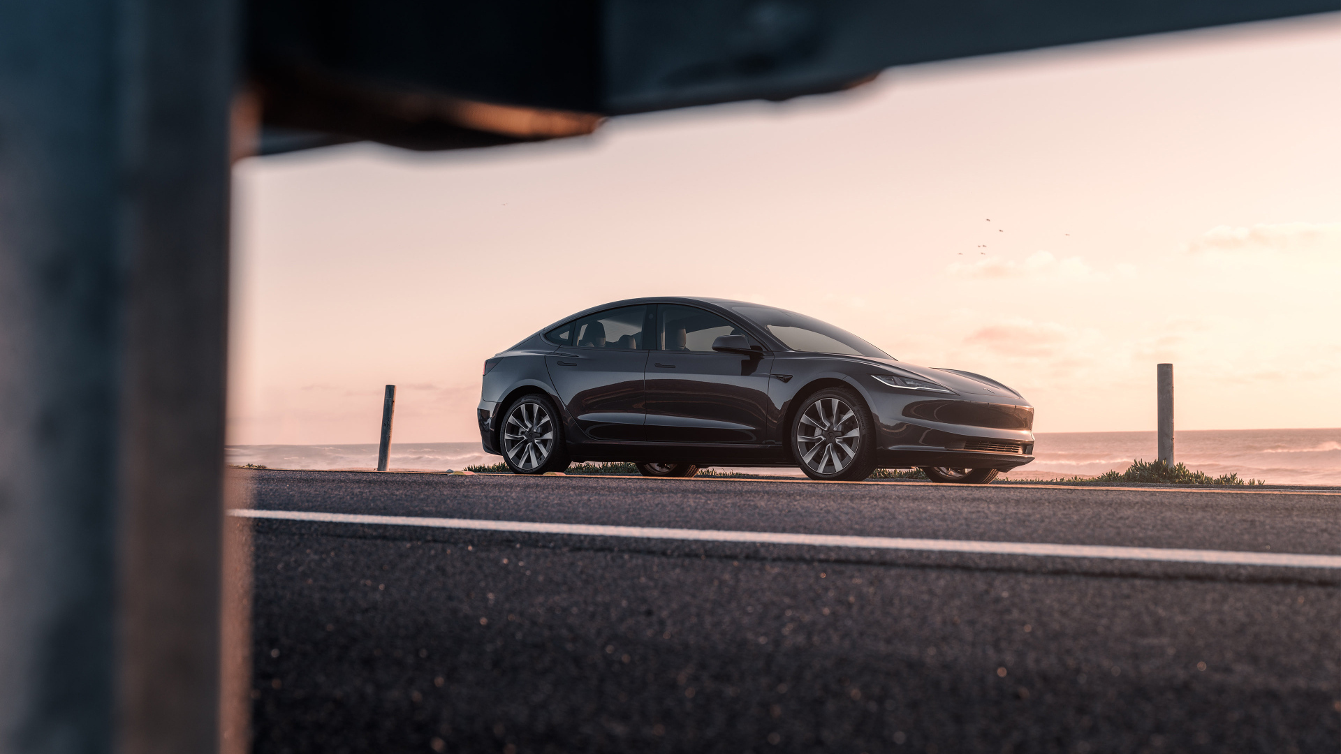 Новый автомобиль Tesla Model 3 2024  года