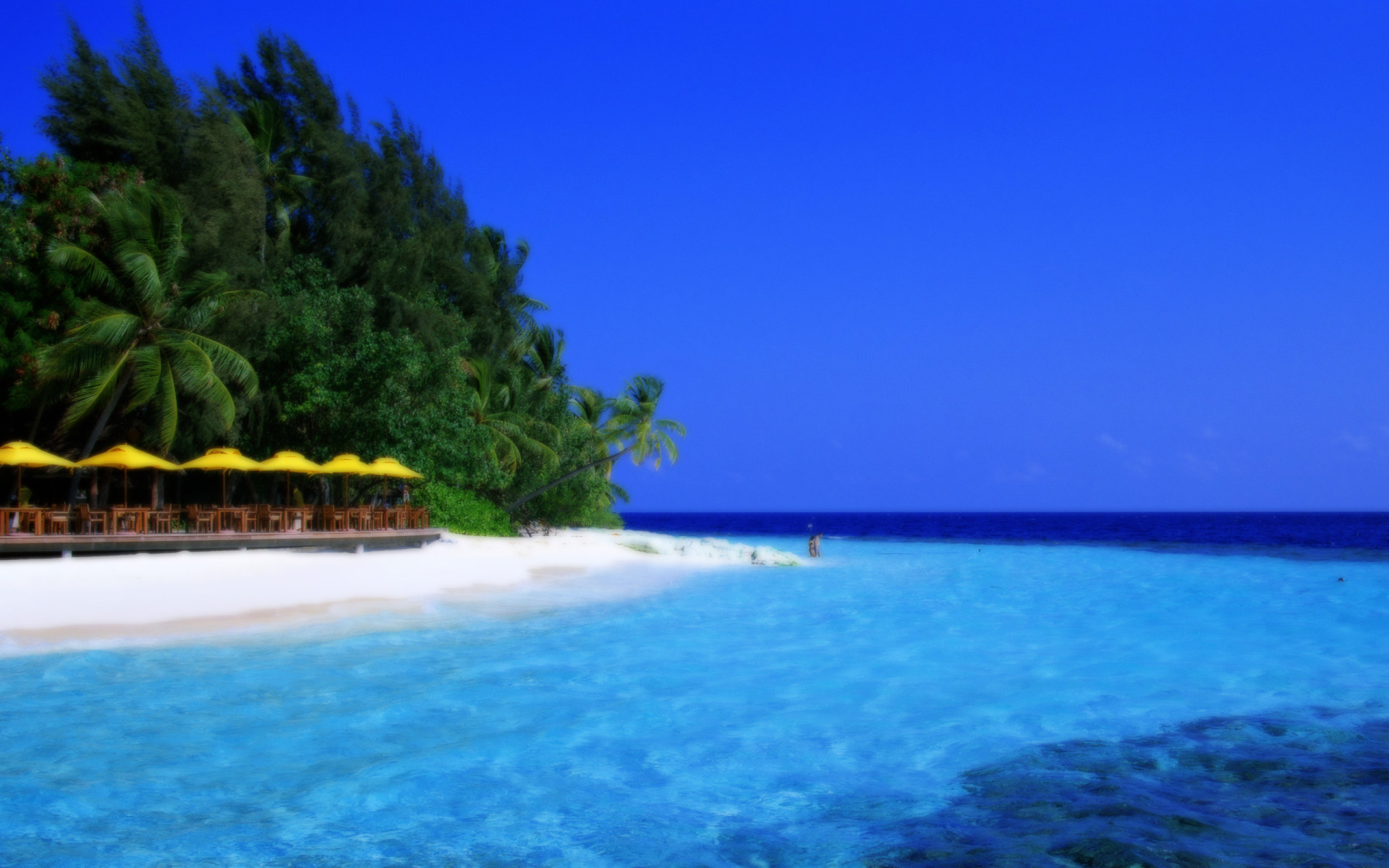 Пляж на острове