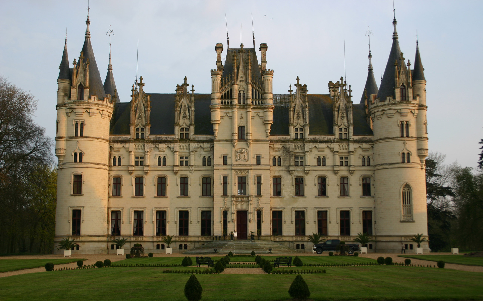 Замок Chateau Challain