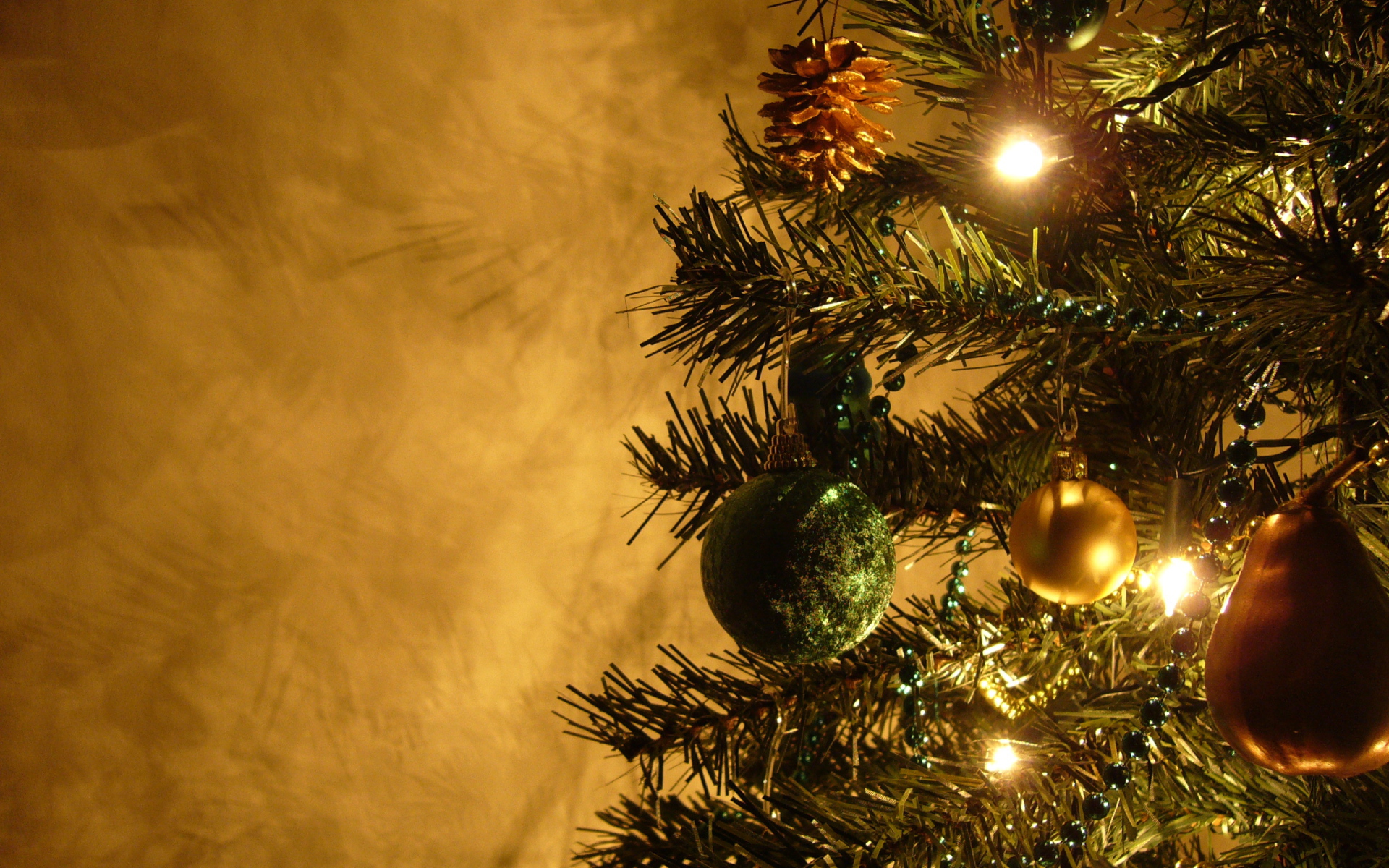 Домашняя новогодняя елка