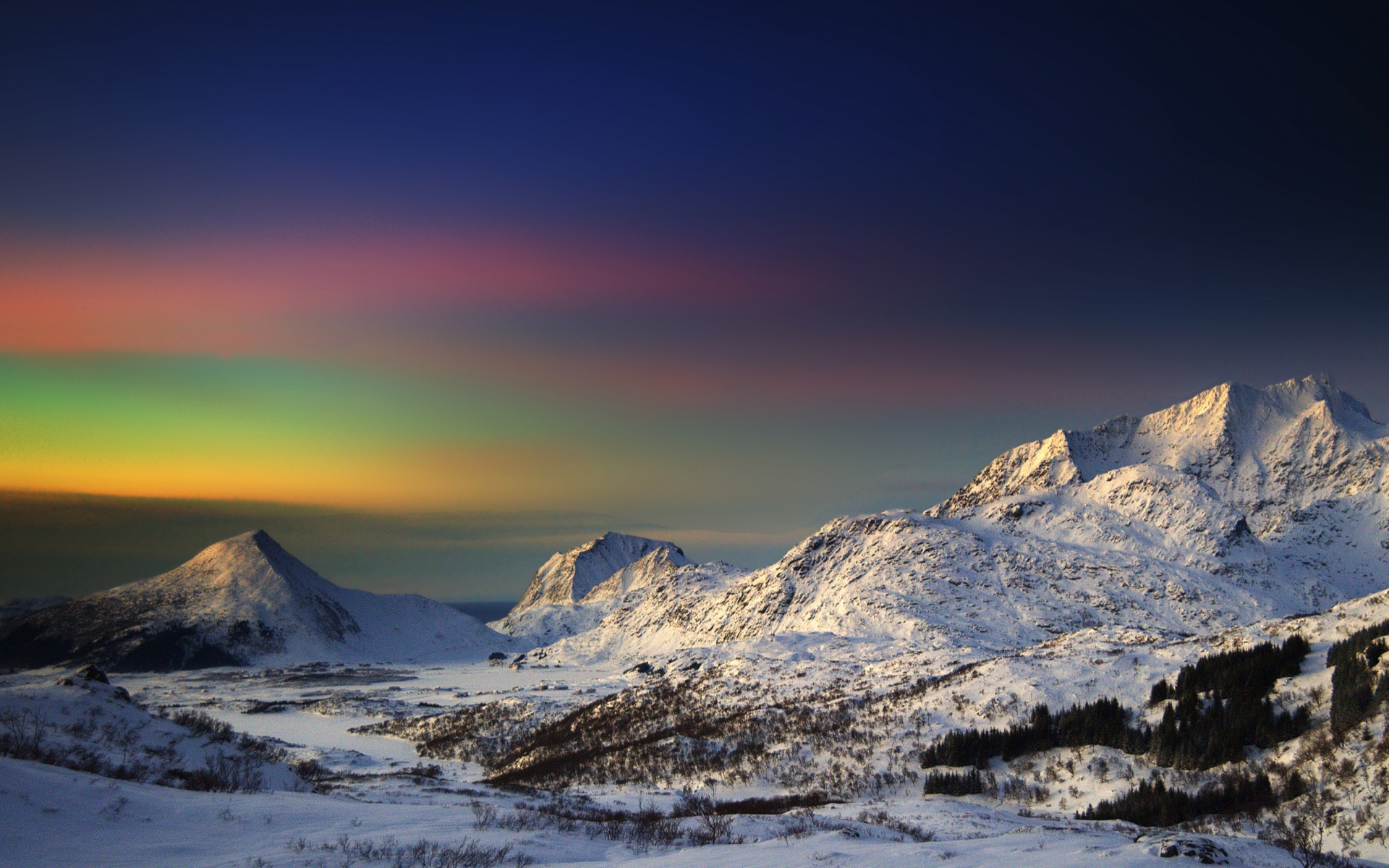 Зимнее утро в горах