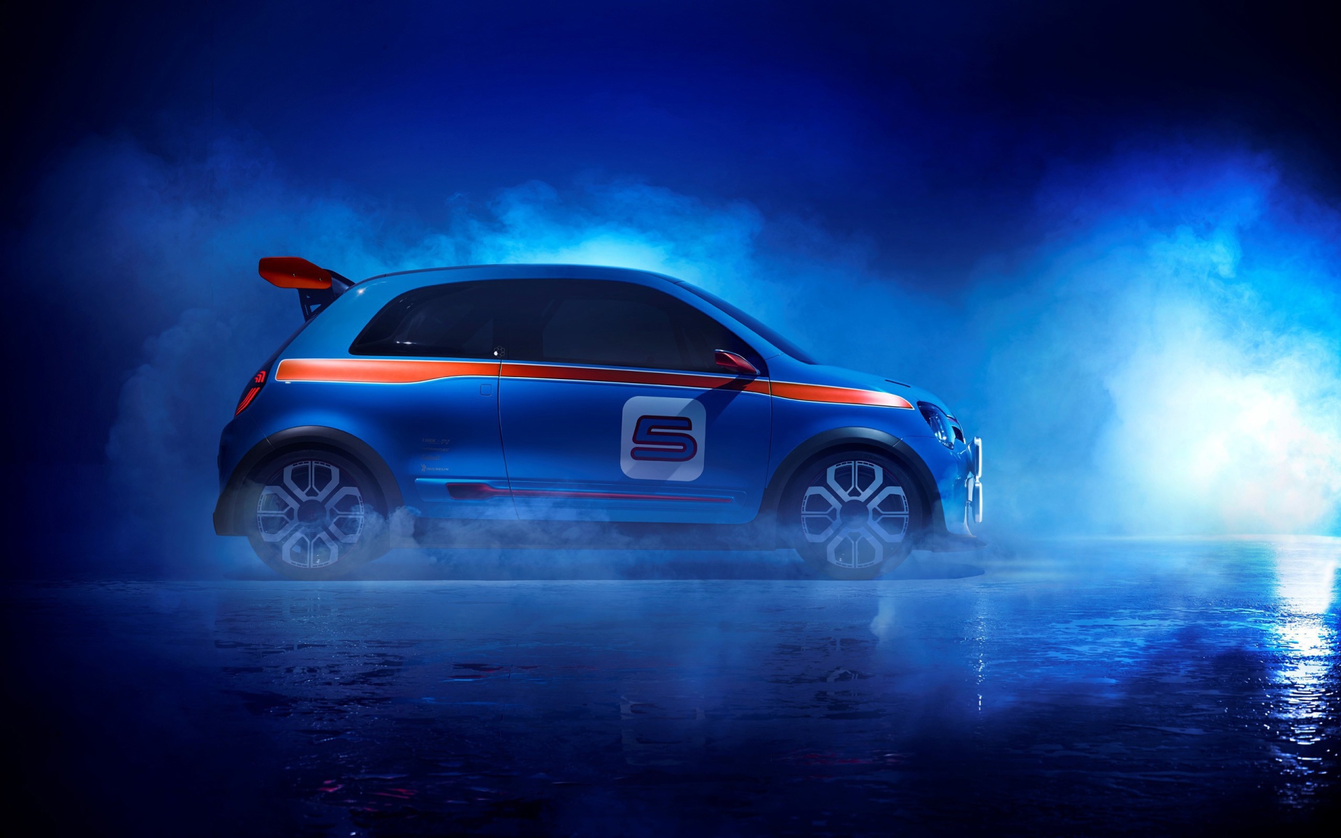 Двух дверный Renault