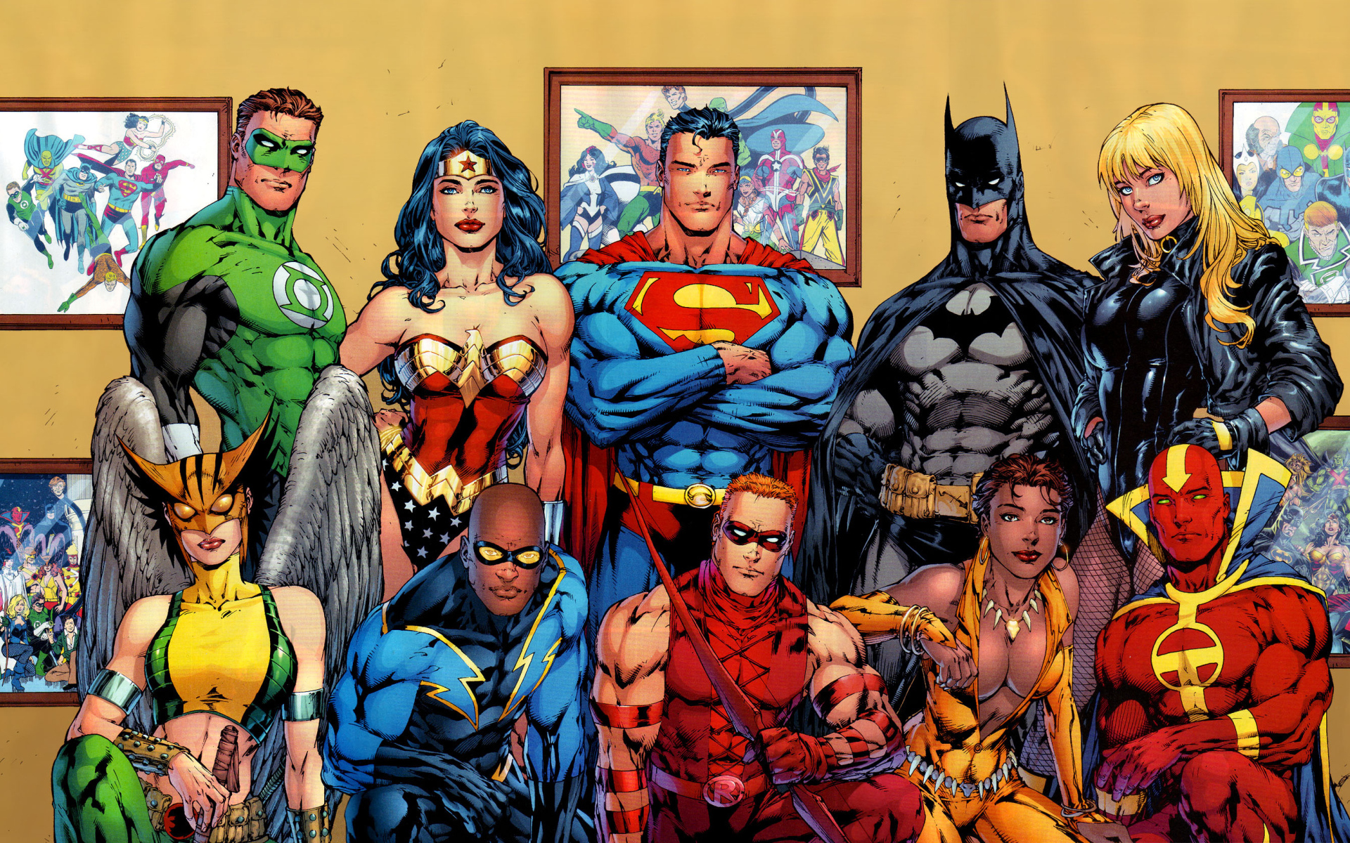 Лига Справедливости позирует для снимка
