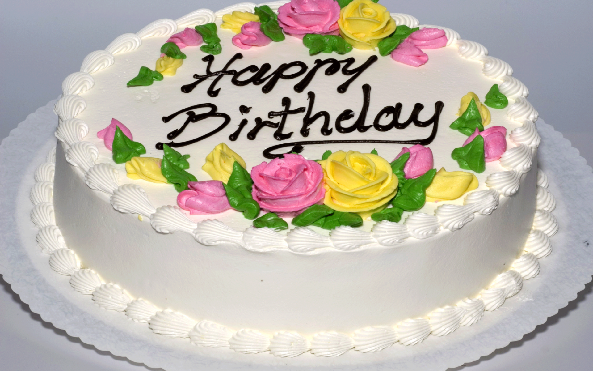Beautiful birthday cake with roses