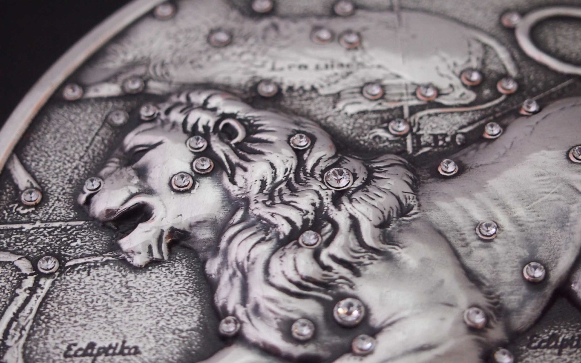 Лев на монете