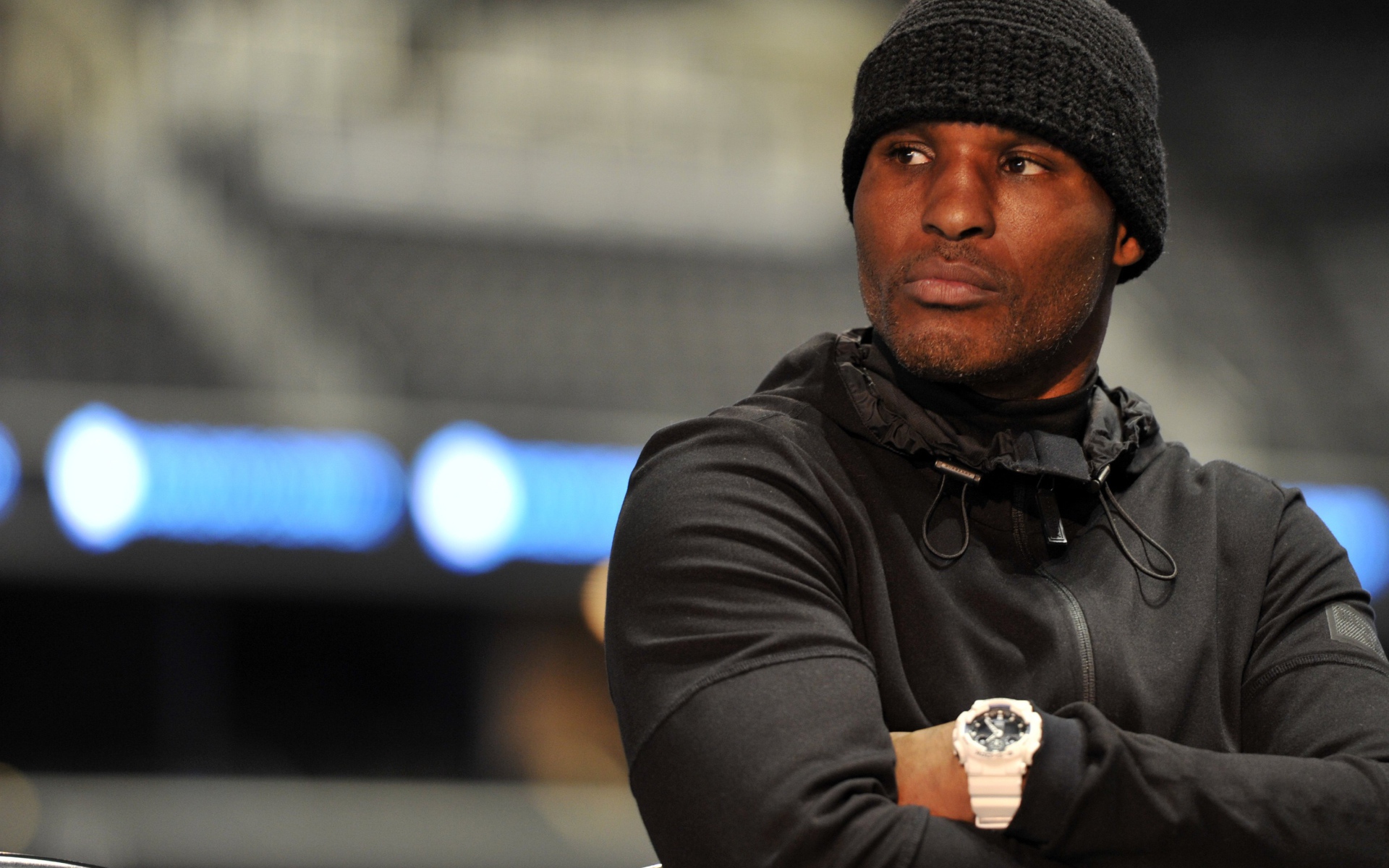 Бернард Хопкинс в черном