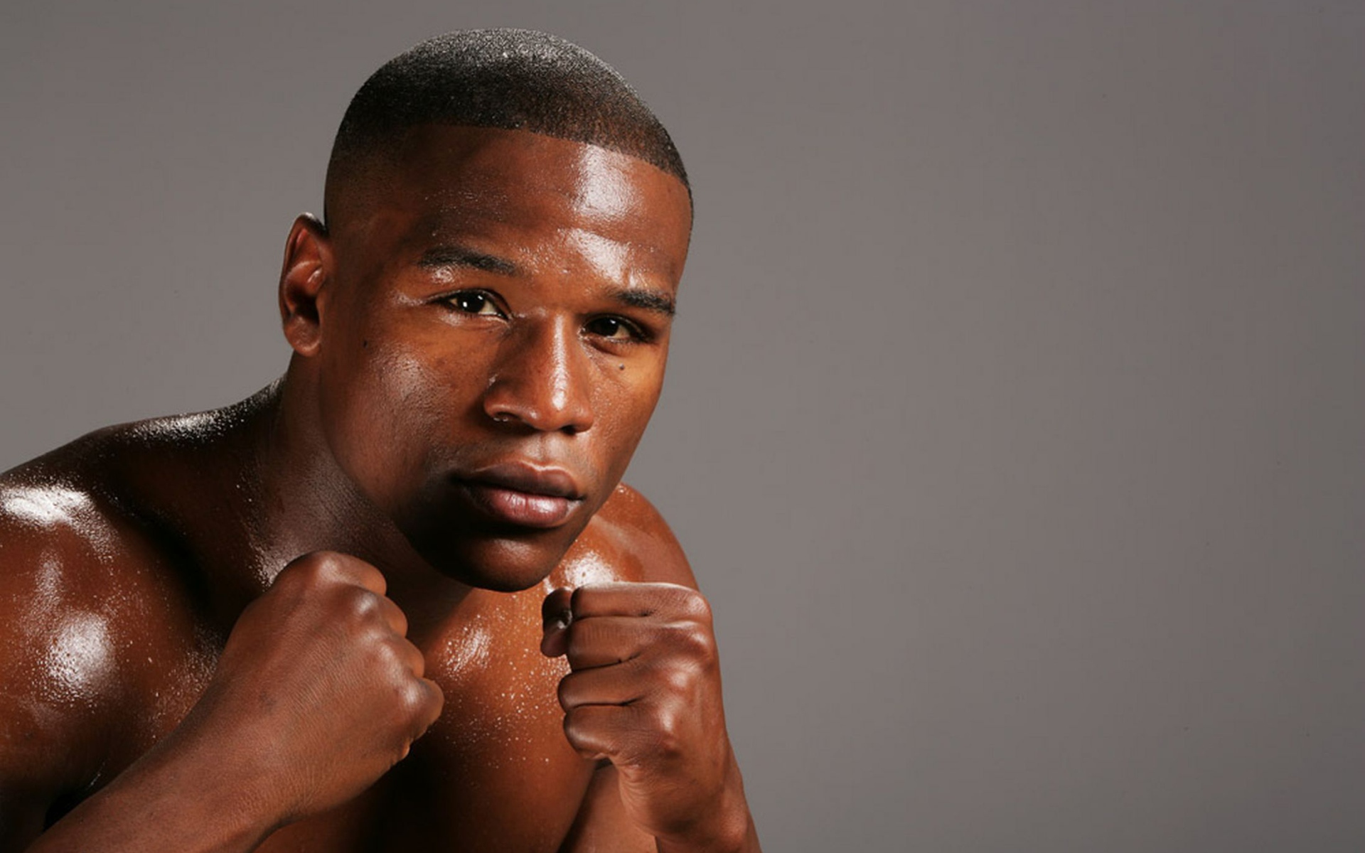 Боксер Флойд Мэйуэзер-младший крупным планом