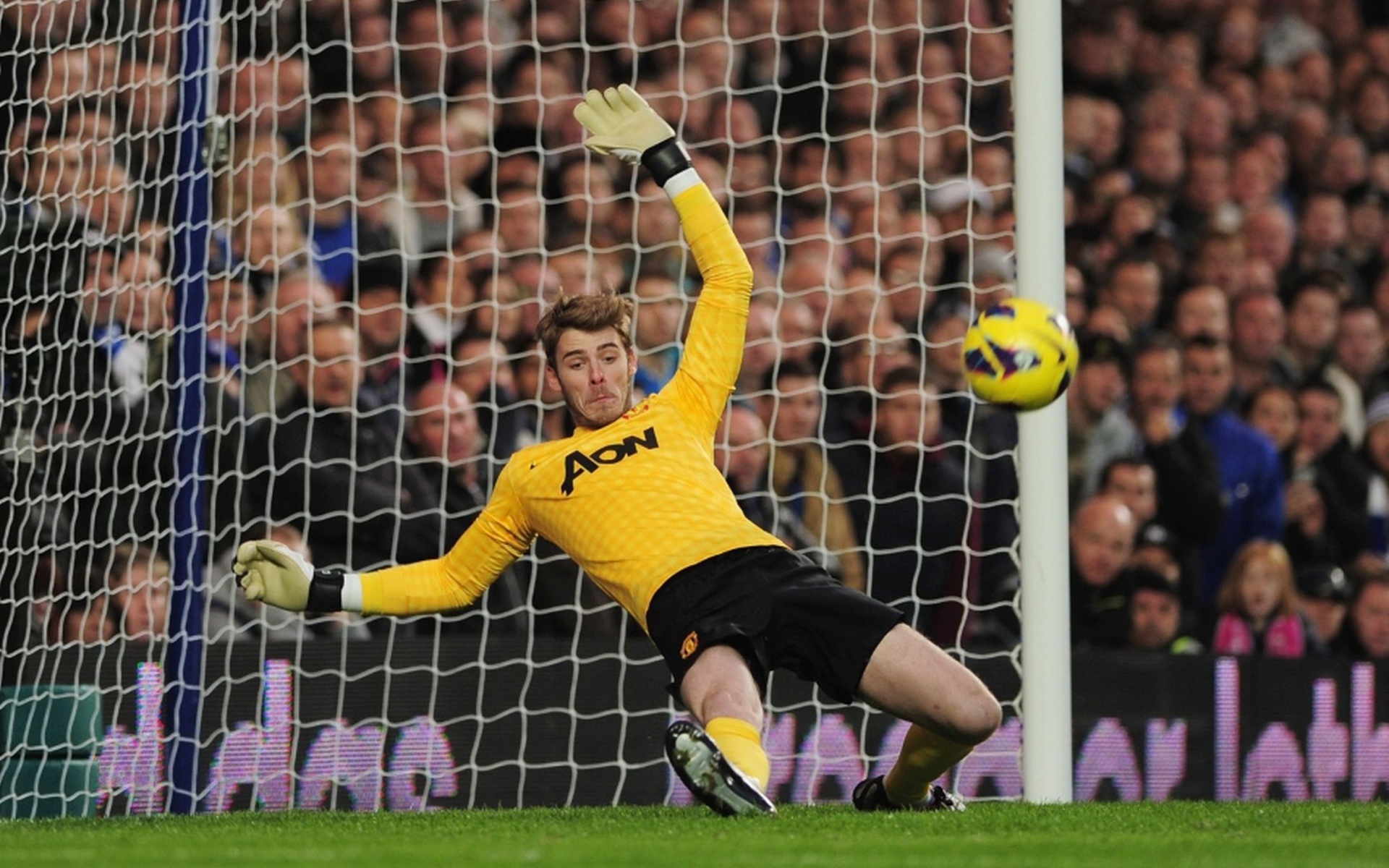 Манчестер Юнайтед Давид Де Хеа защищает свои ворота