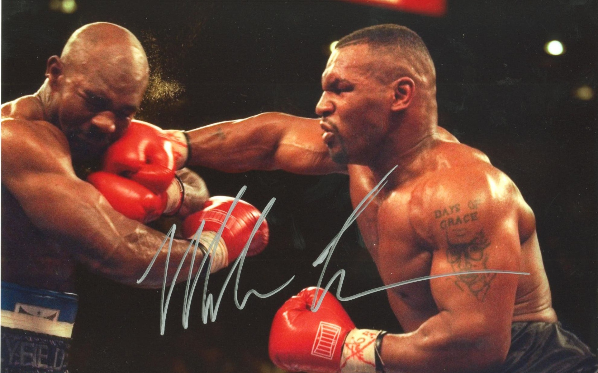 Майк Тайсон в середине боя