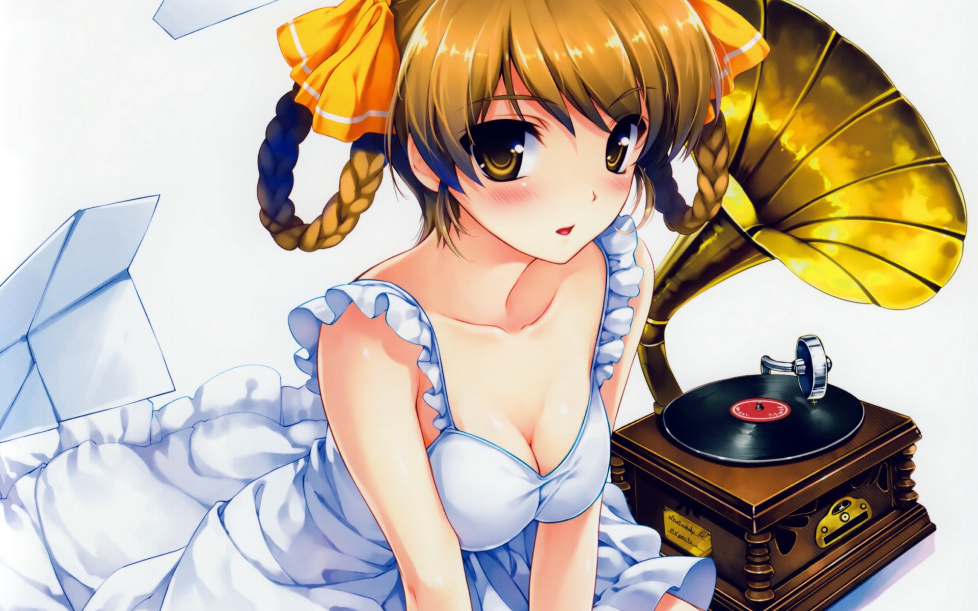 Девушка с патефоном