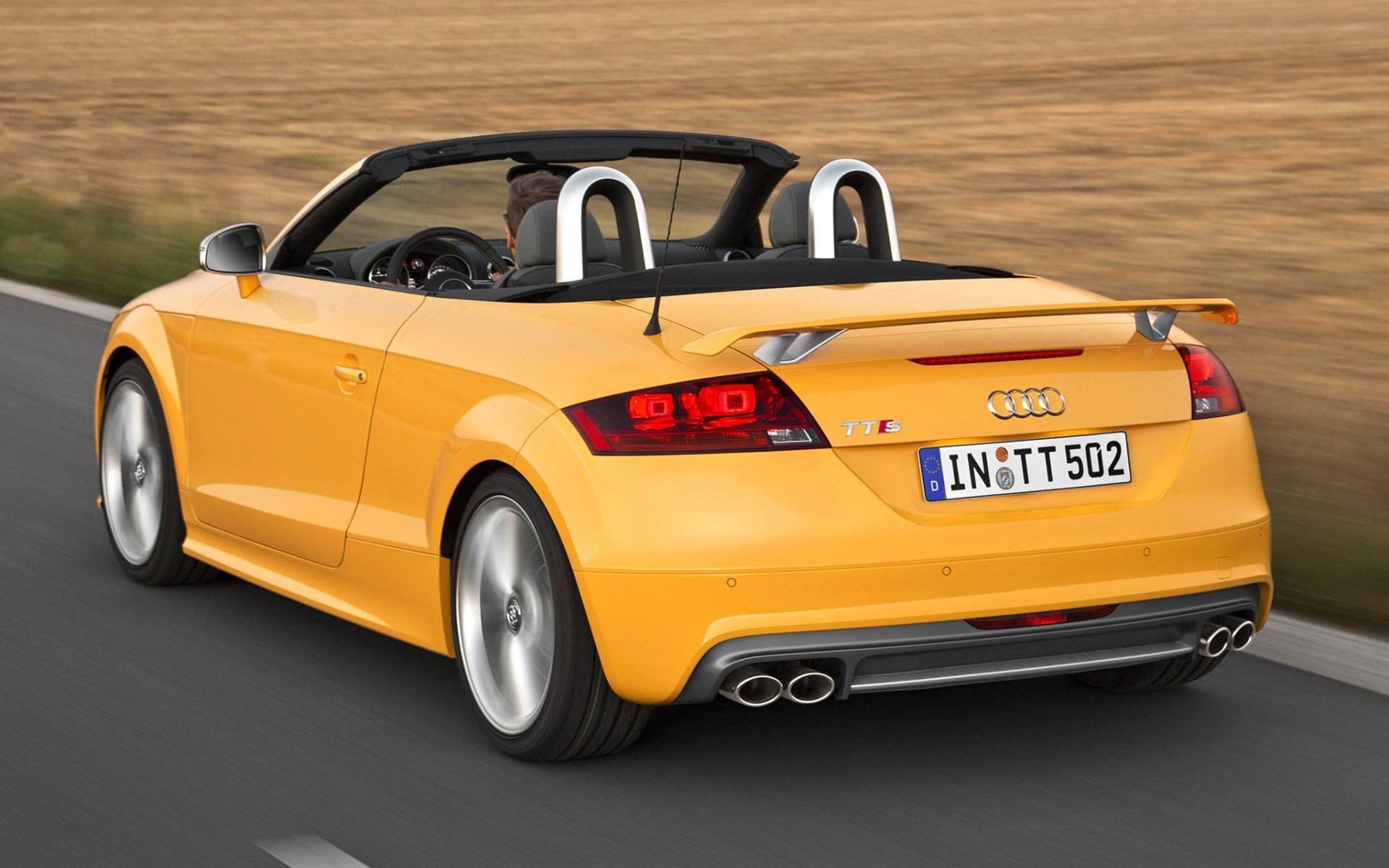 Дизайн автомобиля Audi TT 2014 года