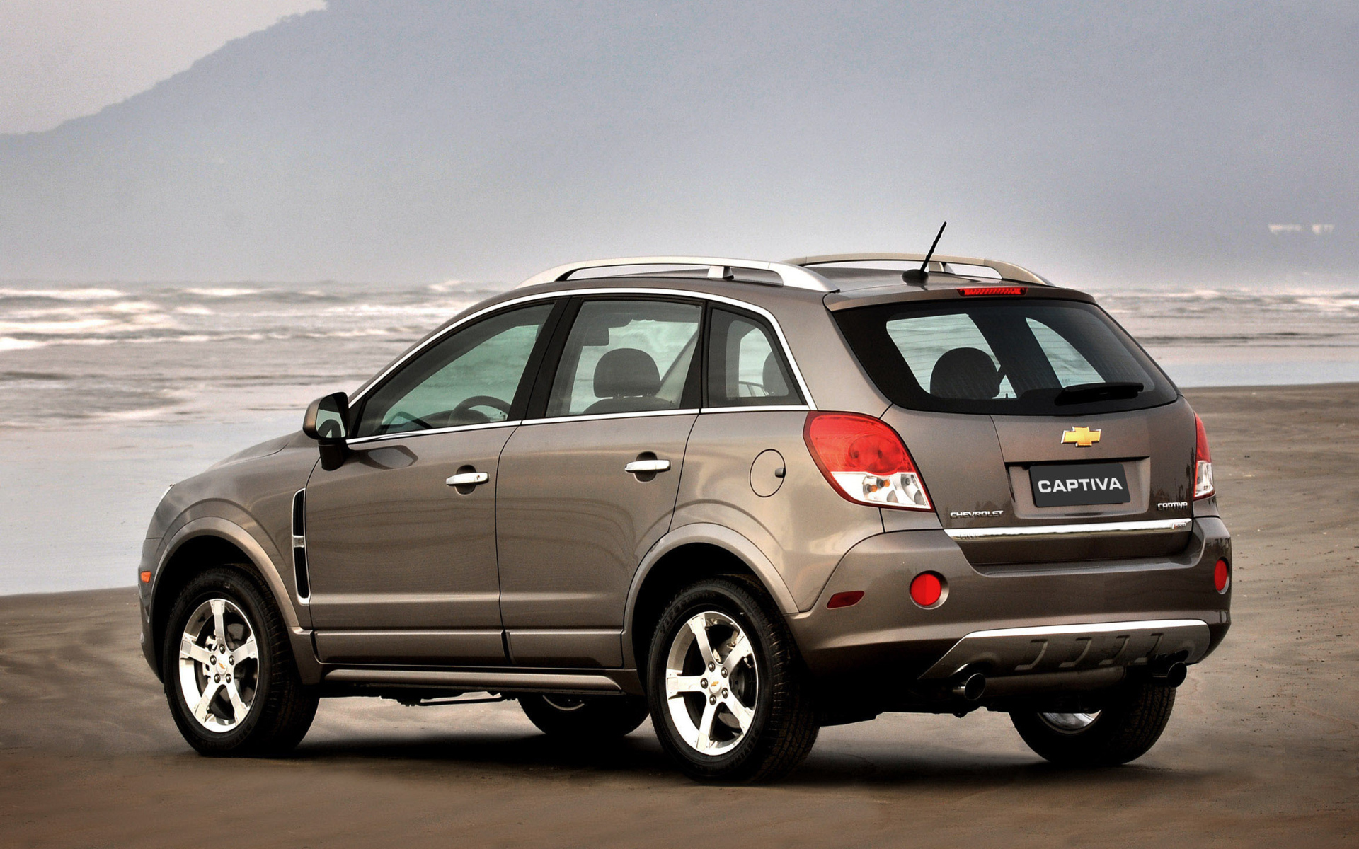 Тест драйв автомобиля Chevrolet Captiva 2014