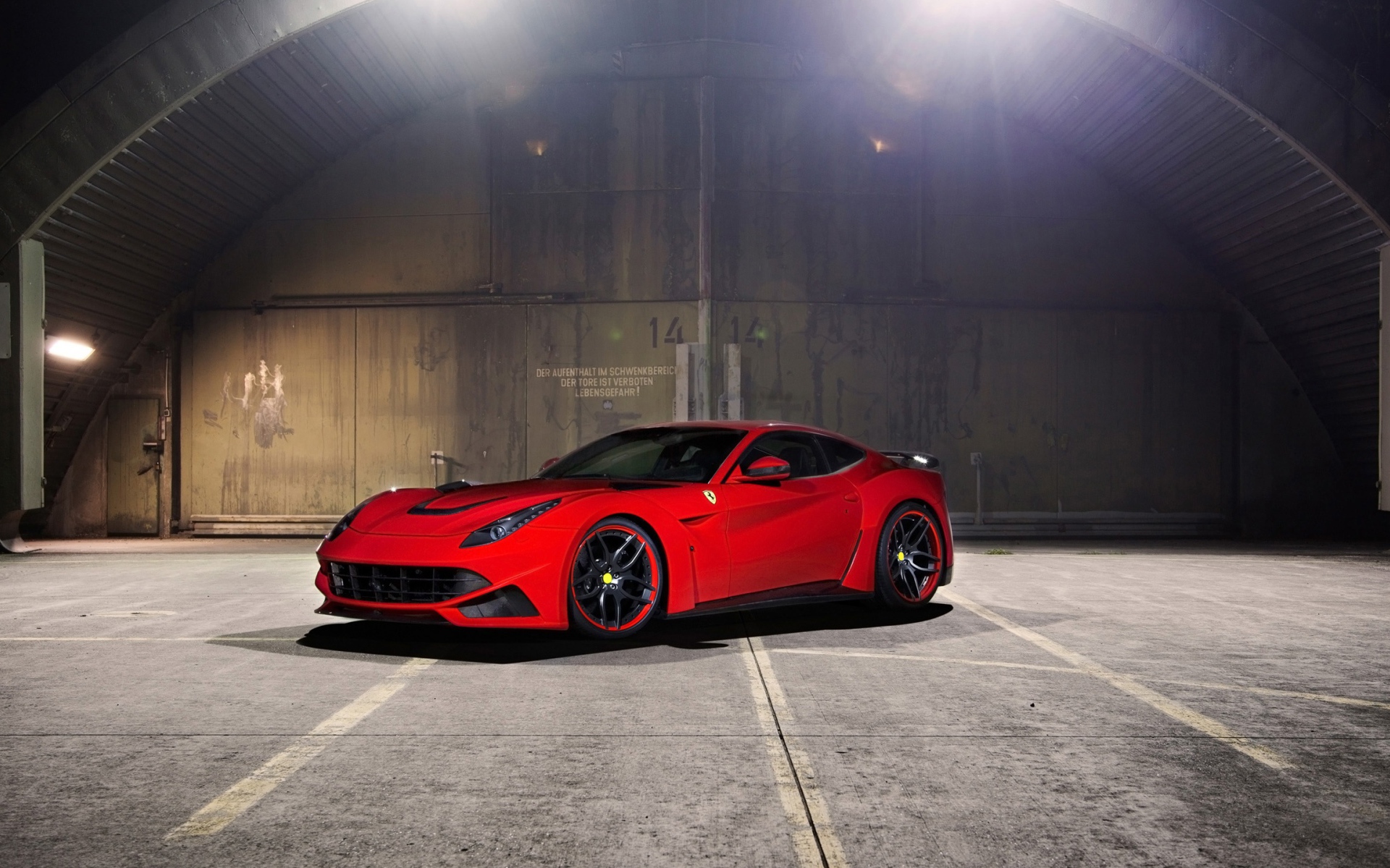 Дизайн Novitec Rosso Ferrari F12