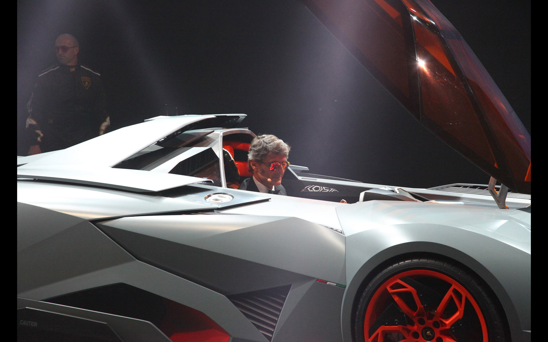Надежный автомобиль Lamborghini Egoista