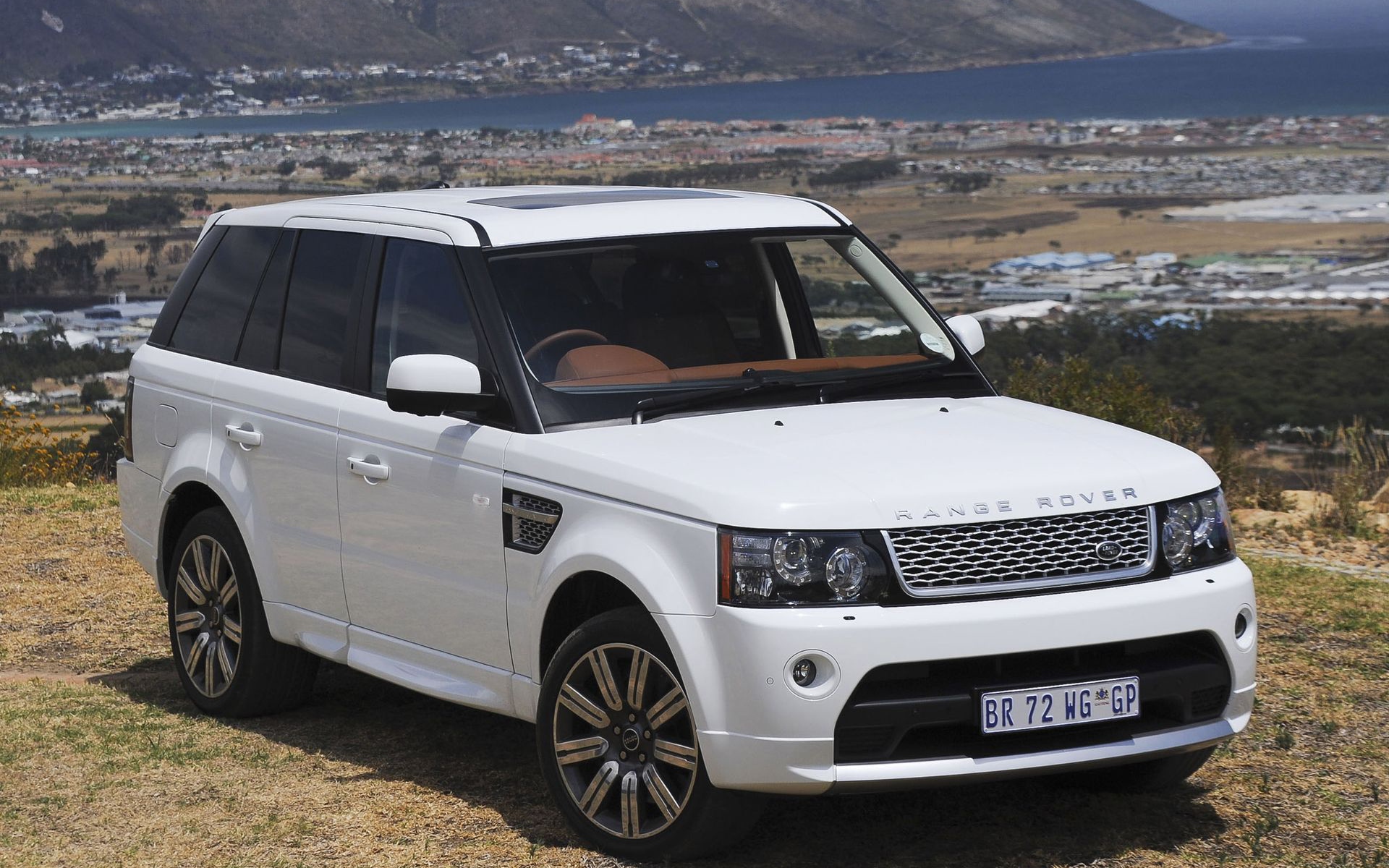 Новый автомобиль Land Rover A8