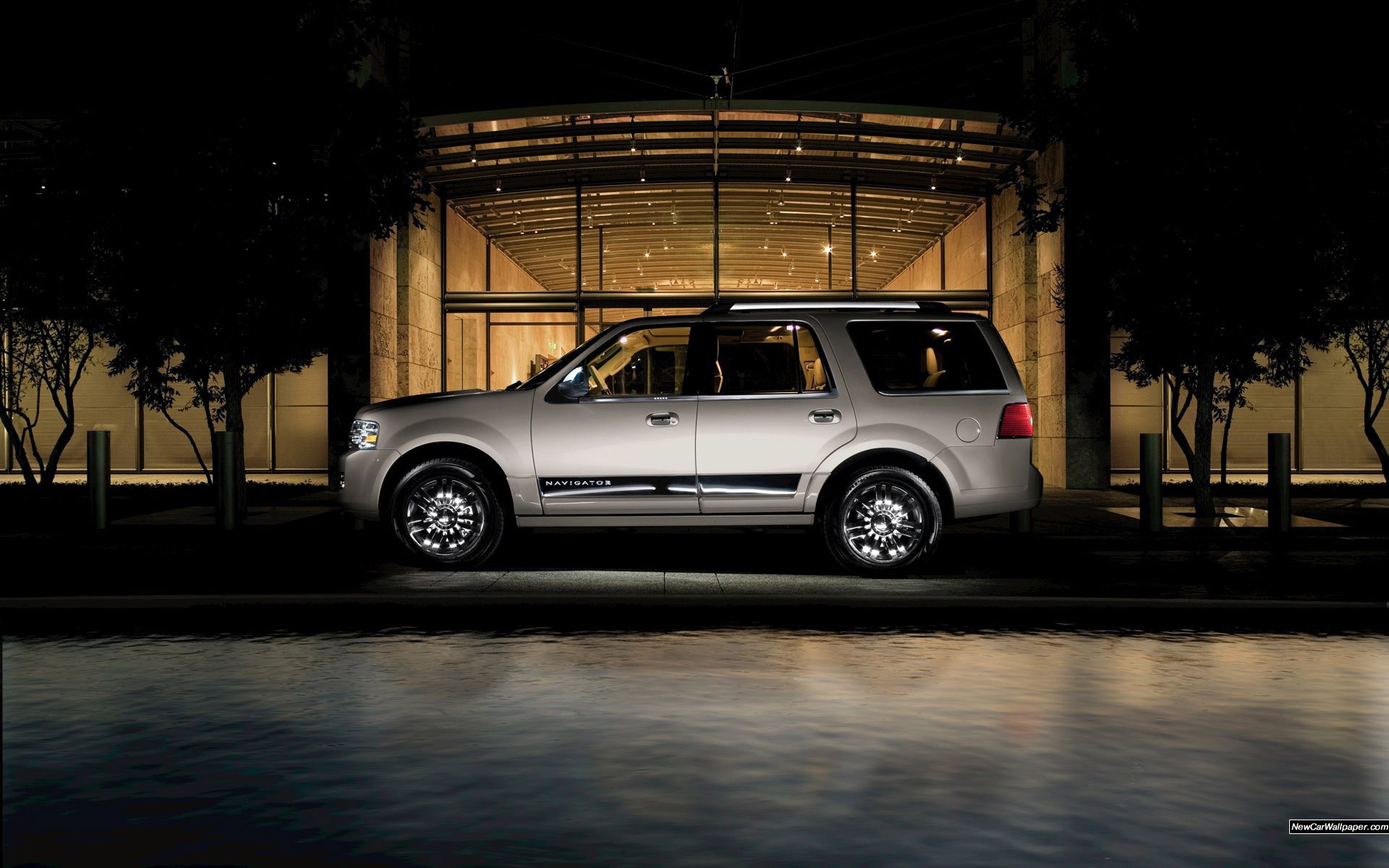 Надежная машина Lincoln Navigator