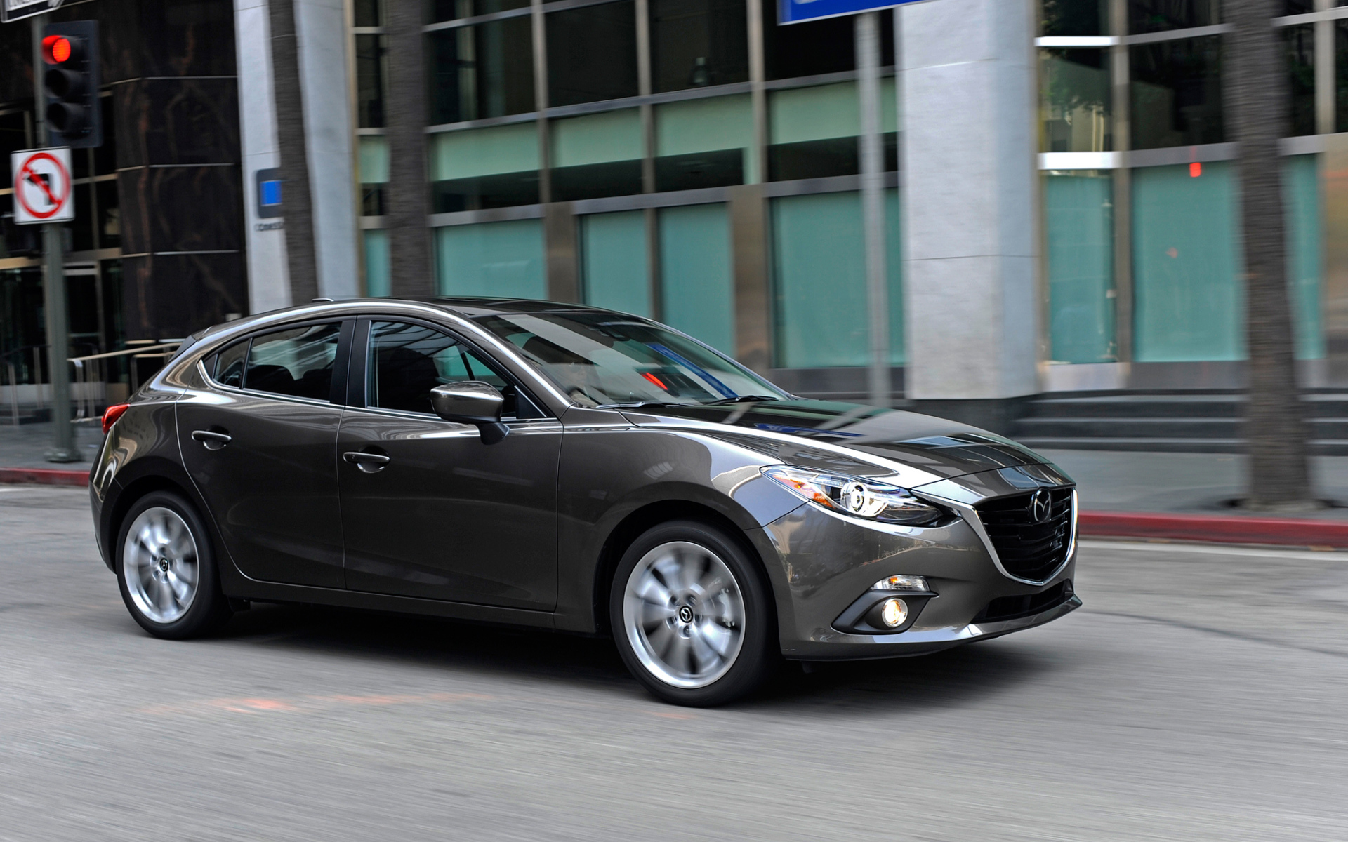 Фото автомобиля Mazda 3 2014