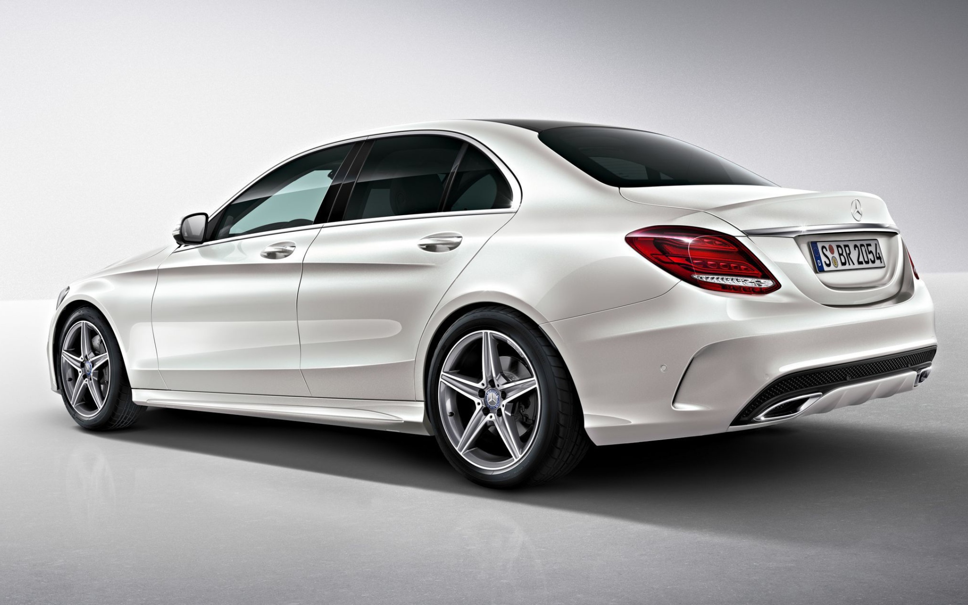 Дизайн автомобиля Mercedes C-Class 2014