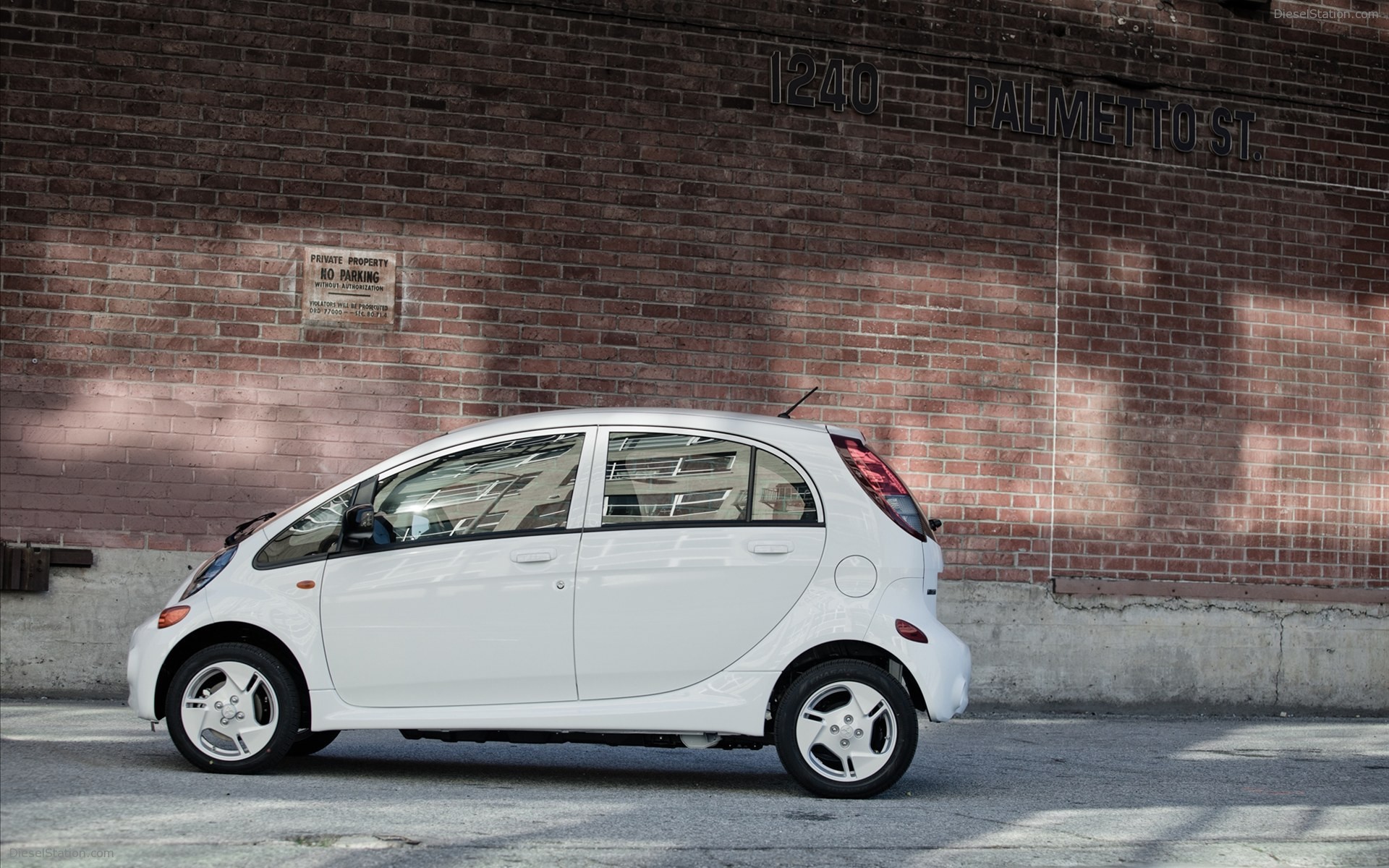 Дизайн автомобиля Mitsubishi Electric