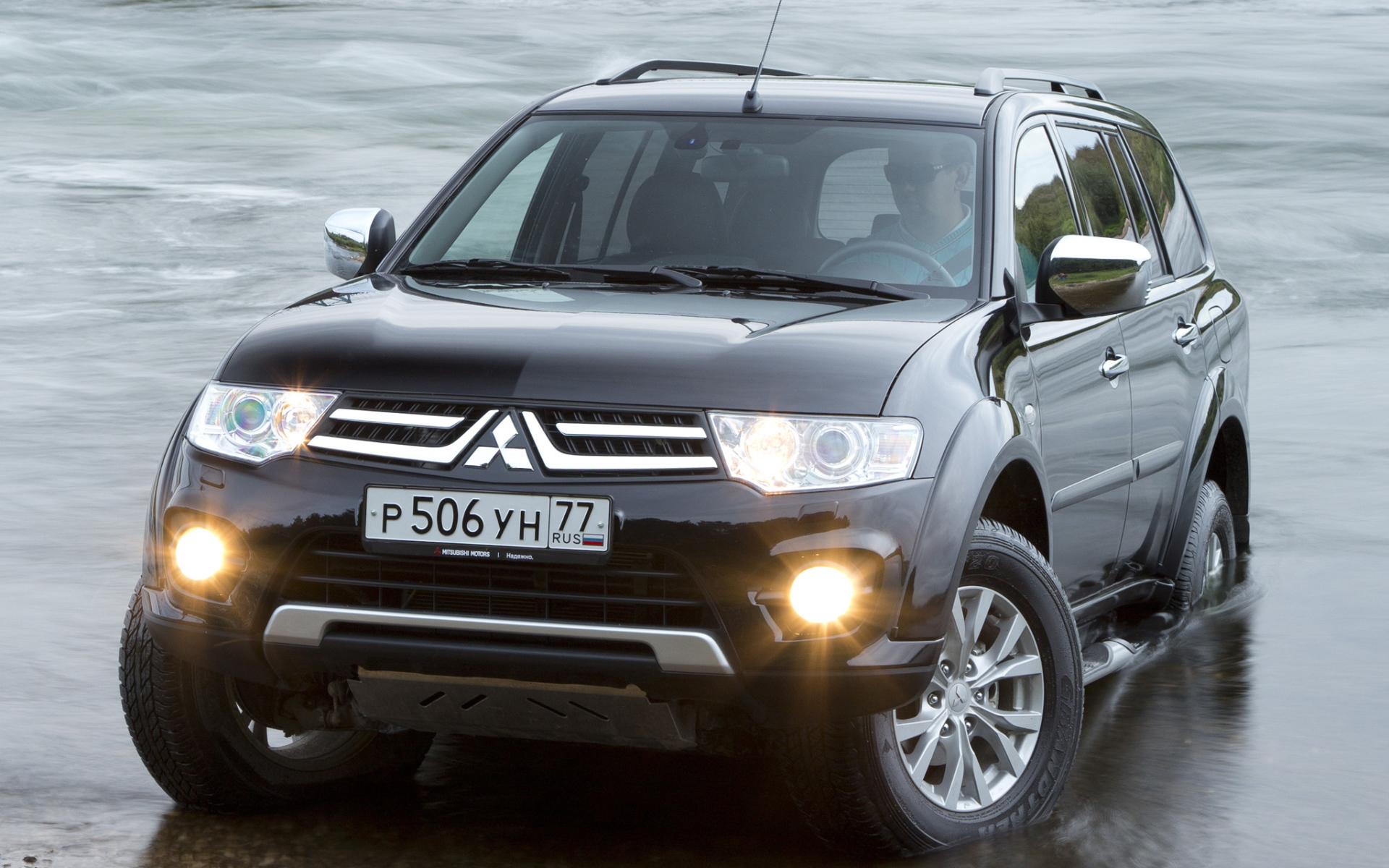 Новый автомобиль Mitsubishi Pajero Sport