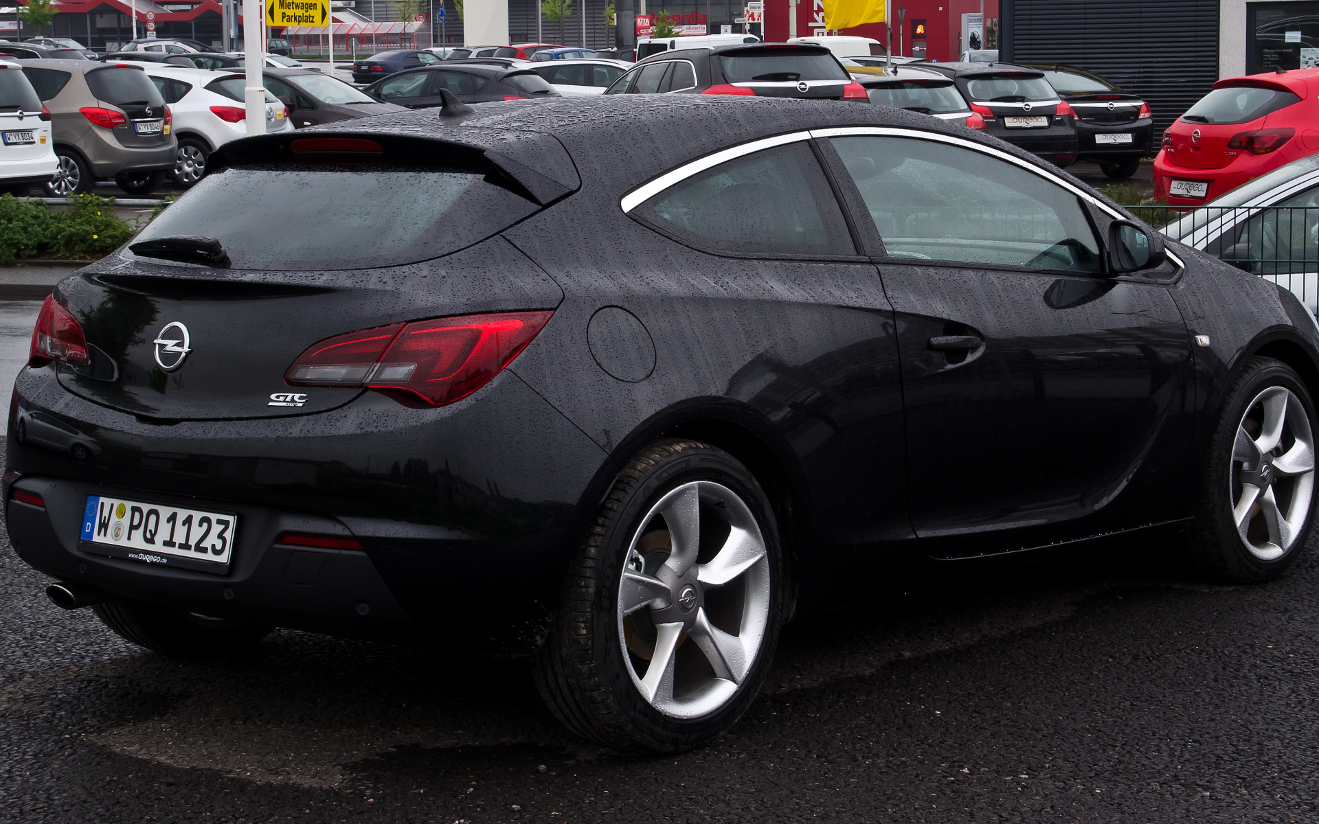 Новая машина Opel Astra GTC