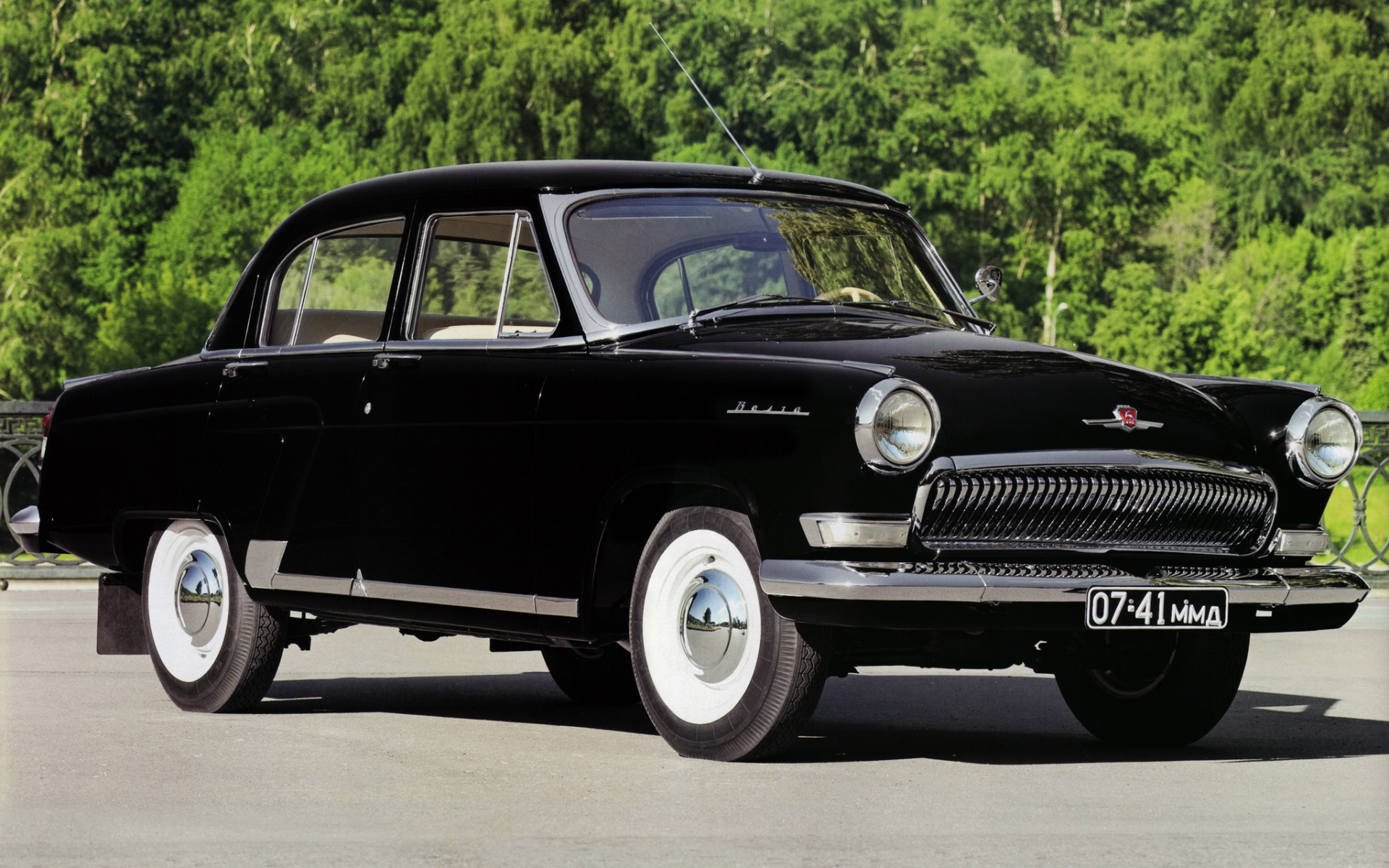 Автомобиль Волга ГАЗ-23