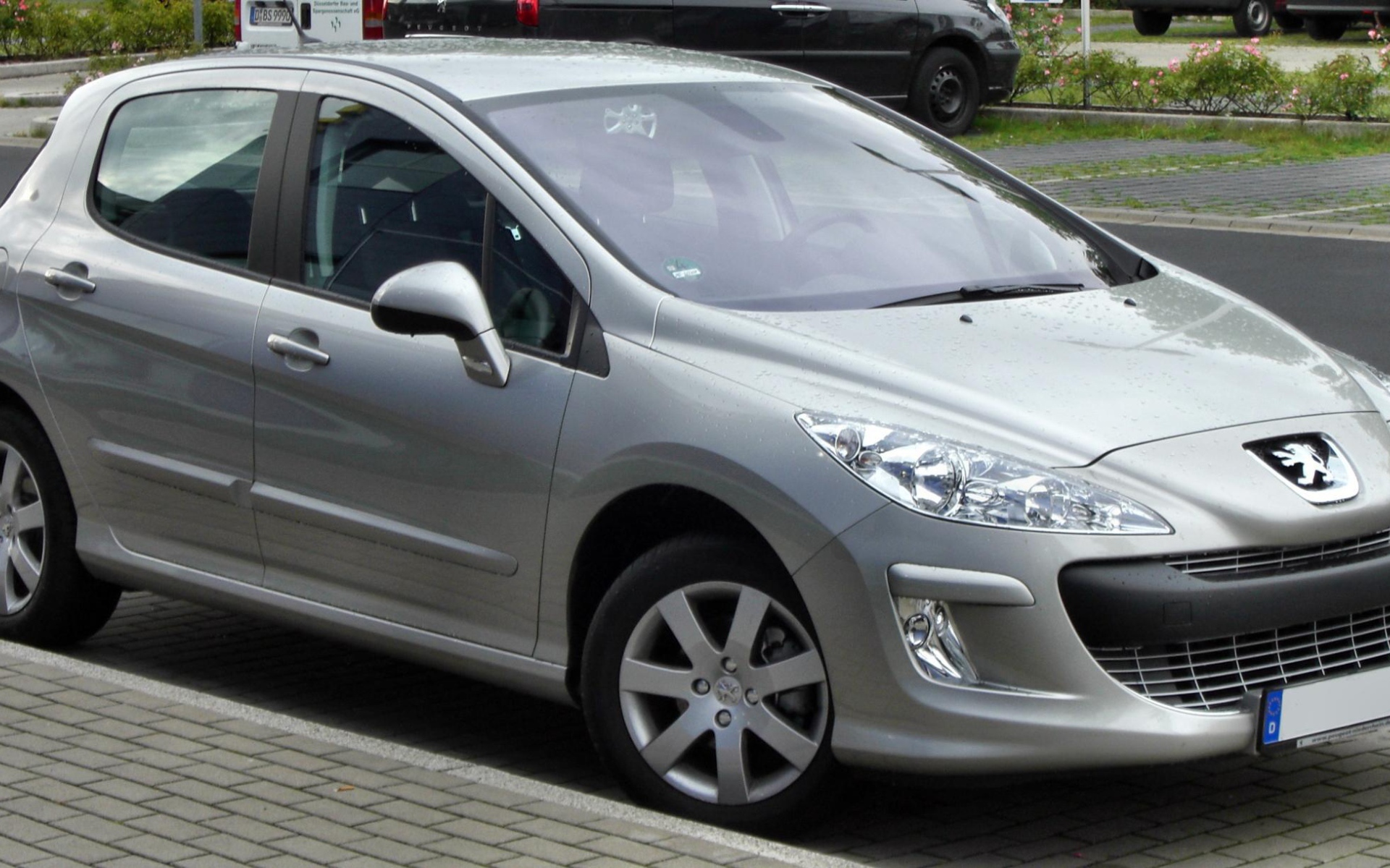 Peugeot 308 в городе