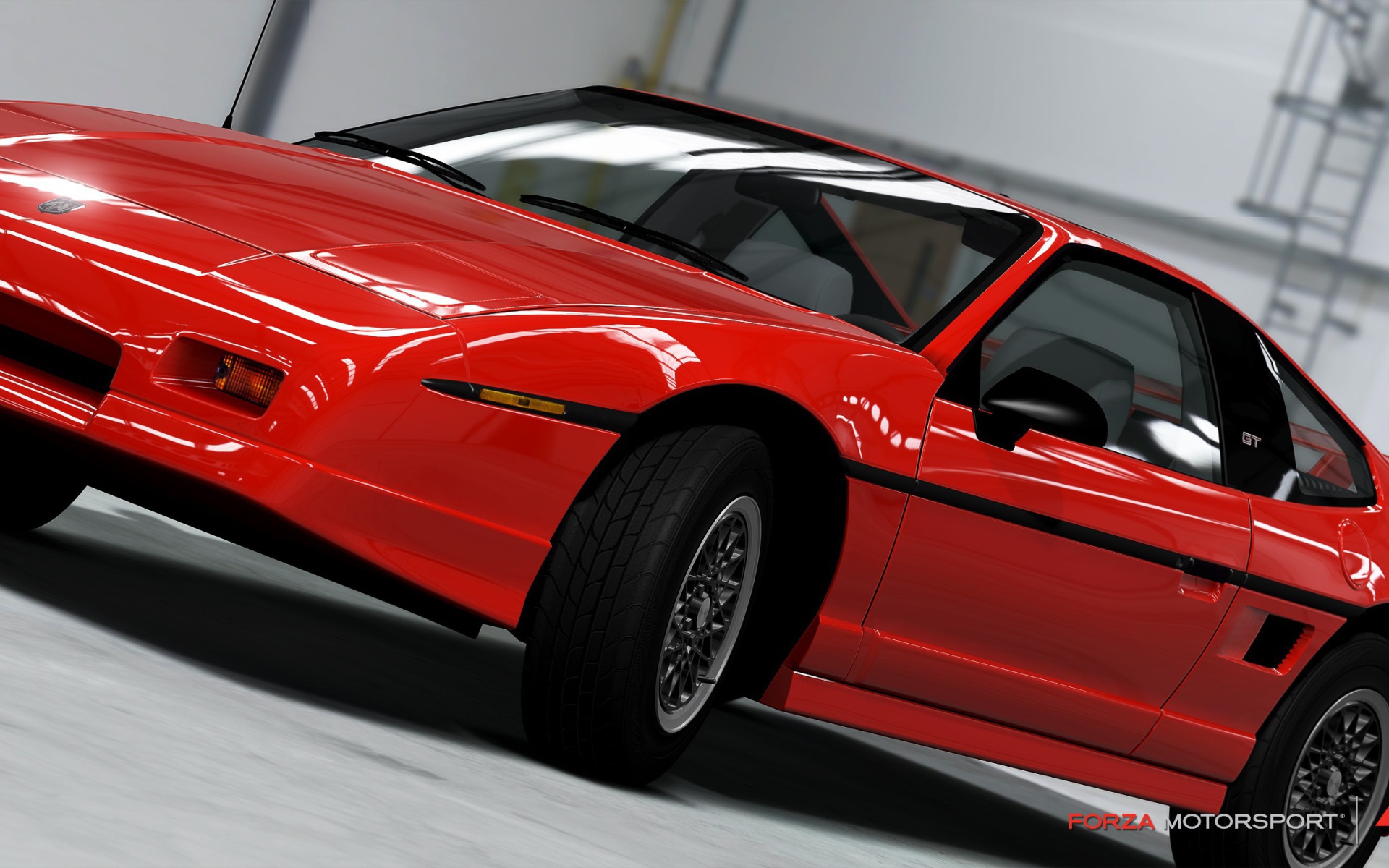 Новая машина Pontiac Fiero