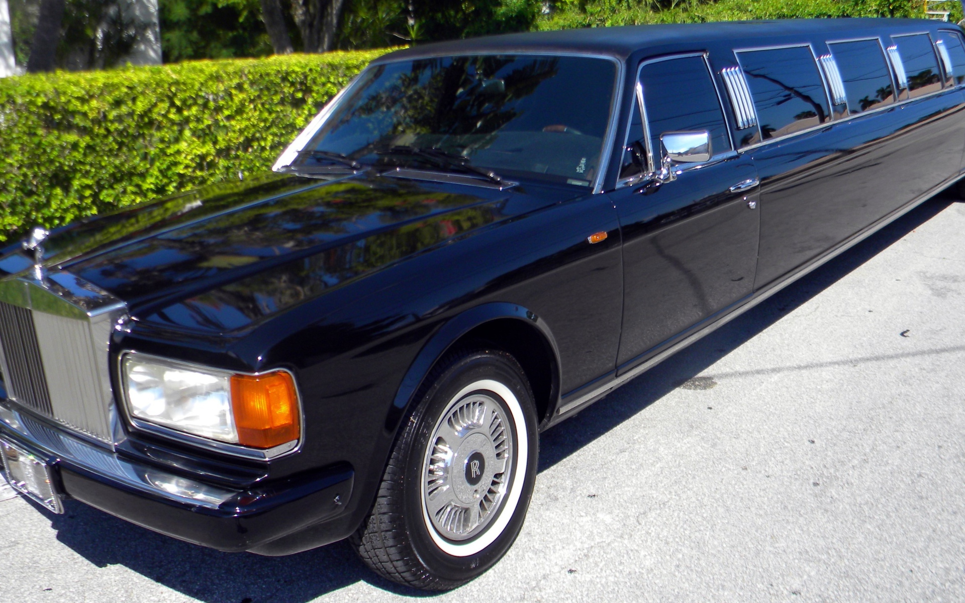 Тест драйв автомобиля Rolls Royce Silver Spirit