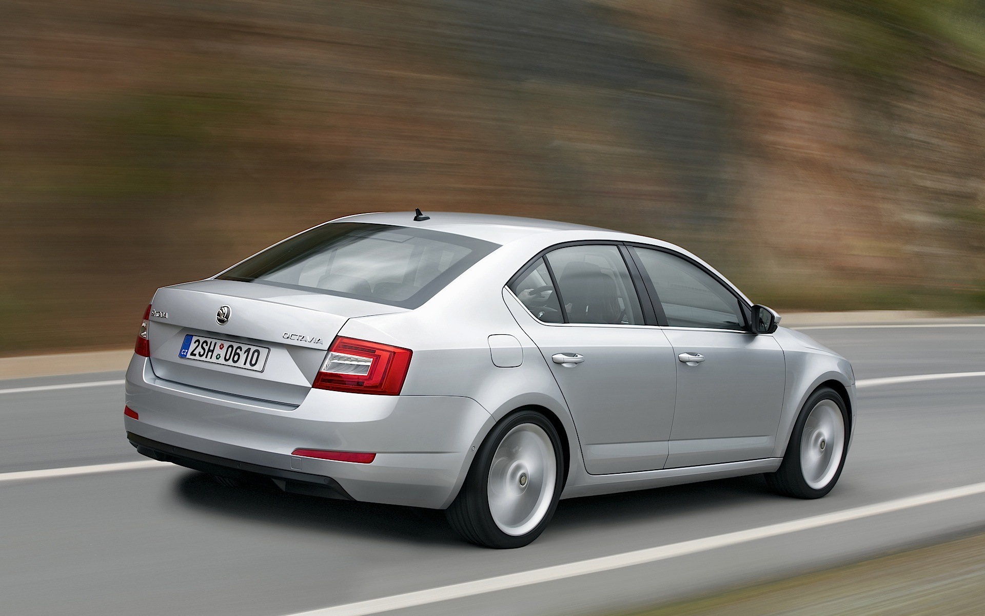 Фото автомобиля Skoda Octavia 2013