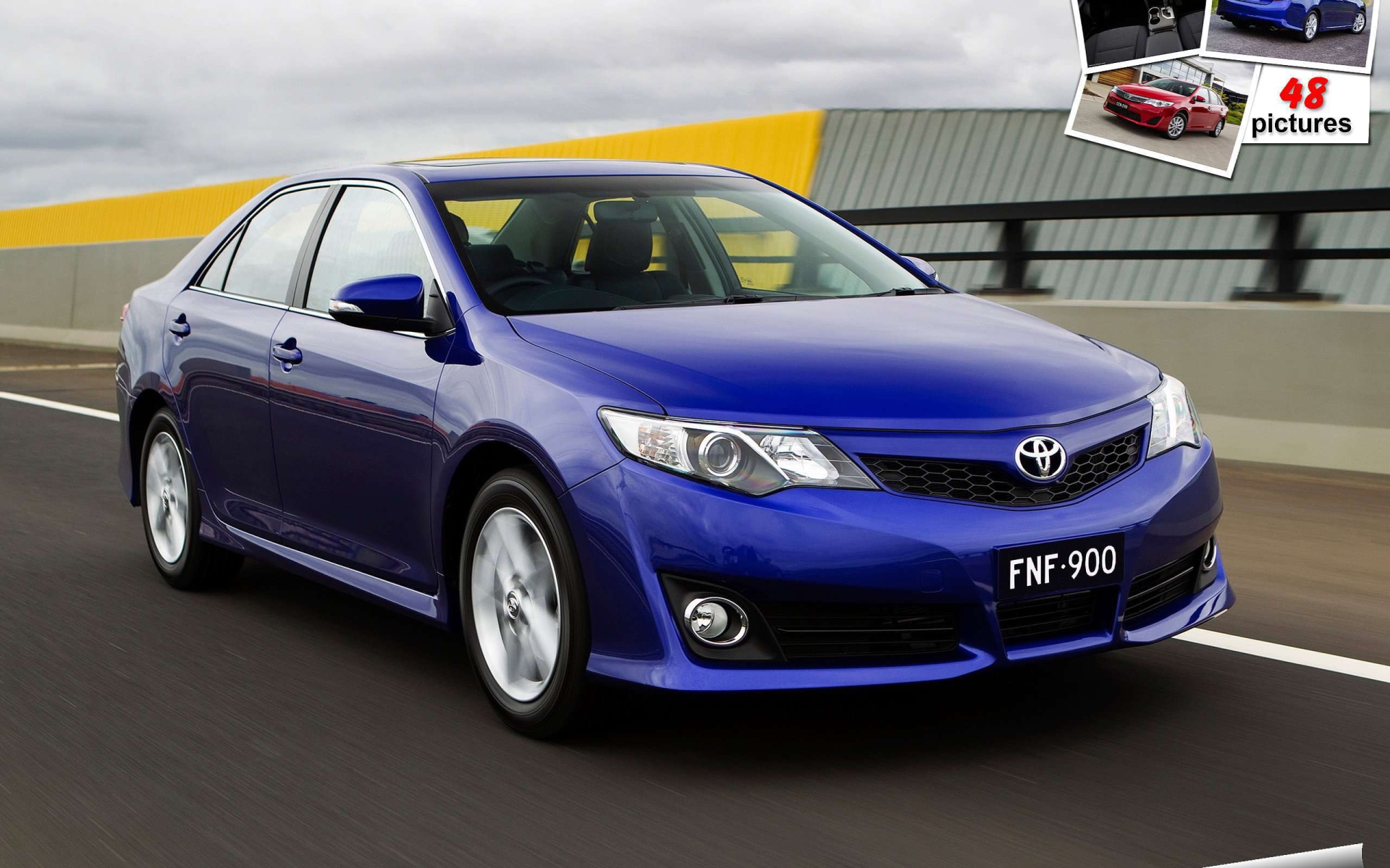 Красивый автомобиль Toyota Camry в Москве