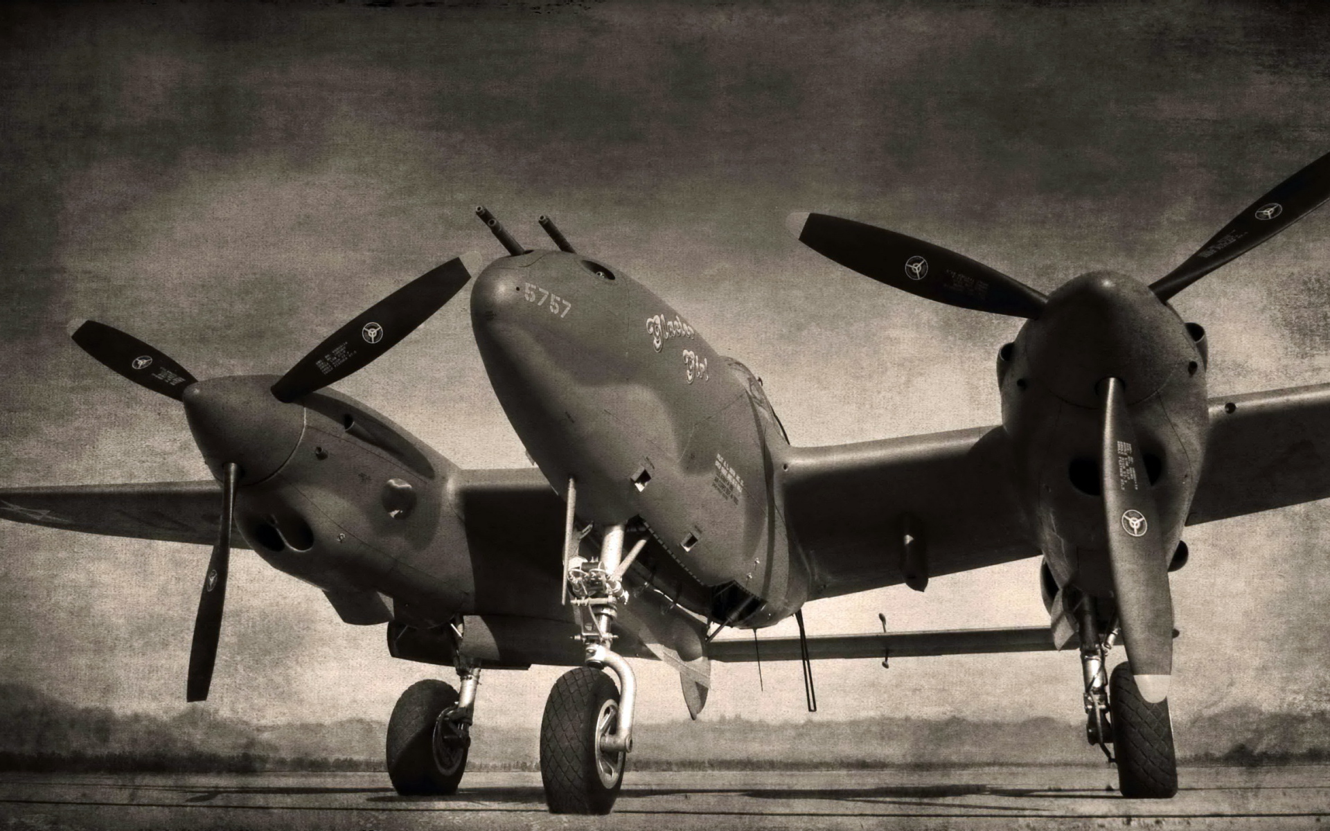 Самолет P-38