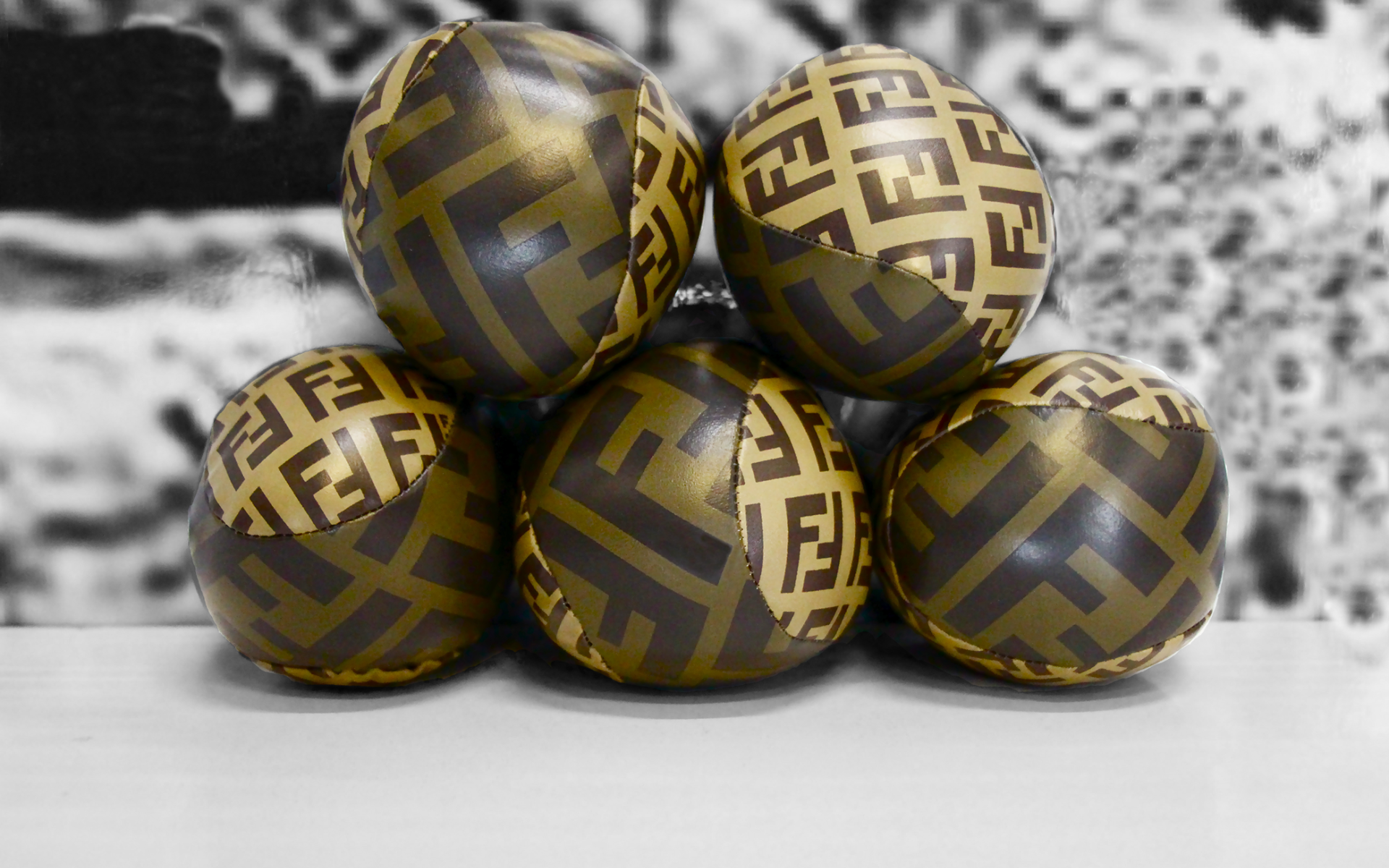 Украшения для дома Fendi