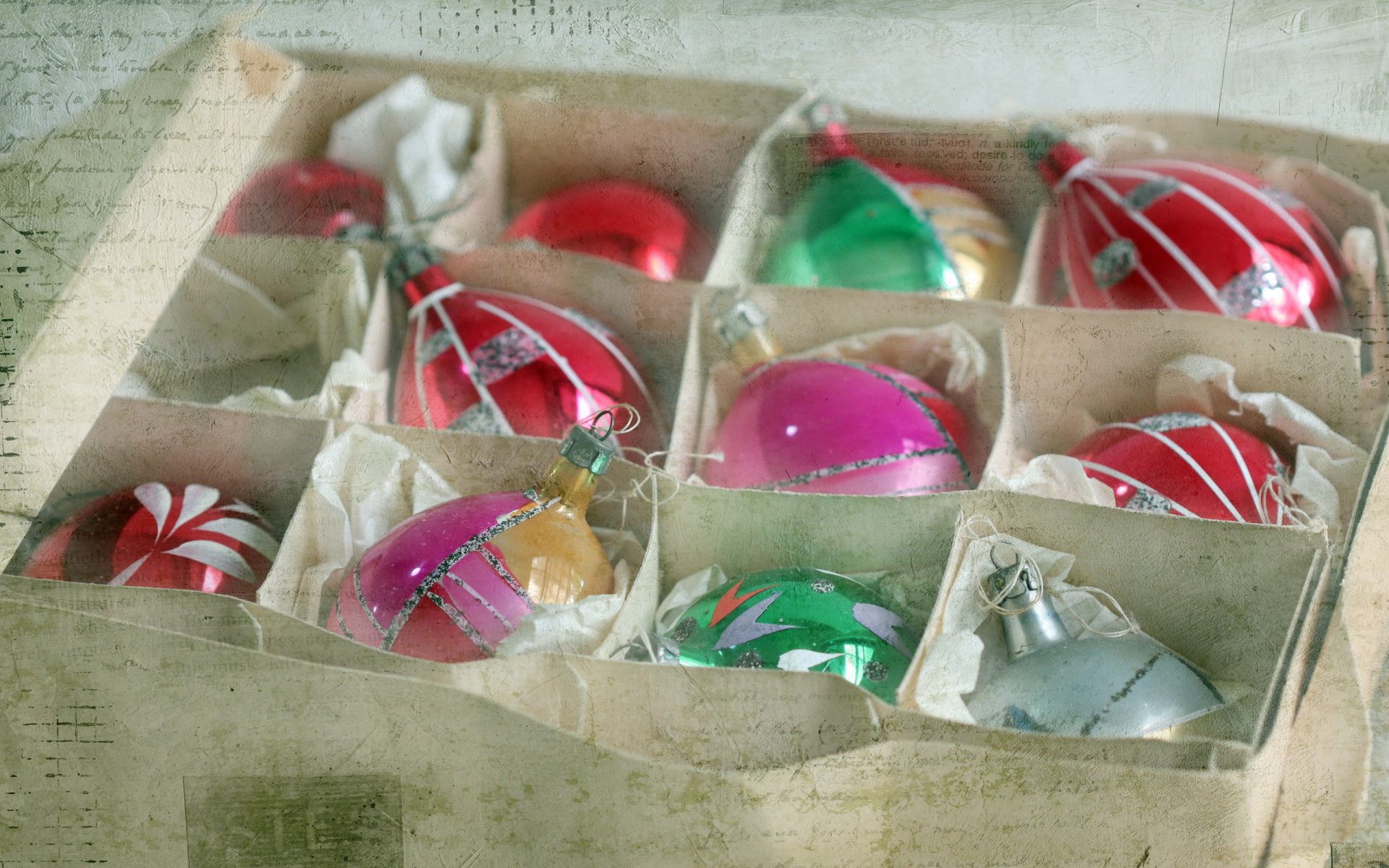 Игрушки для украшения елки