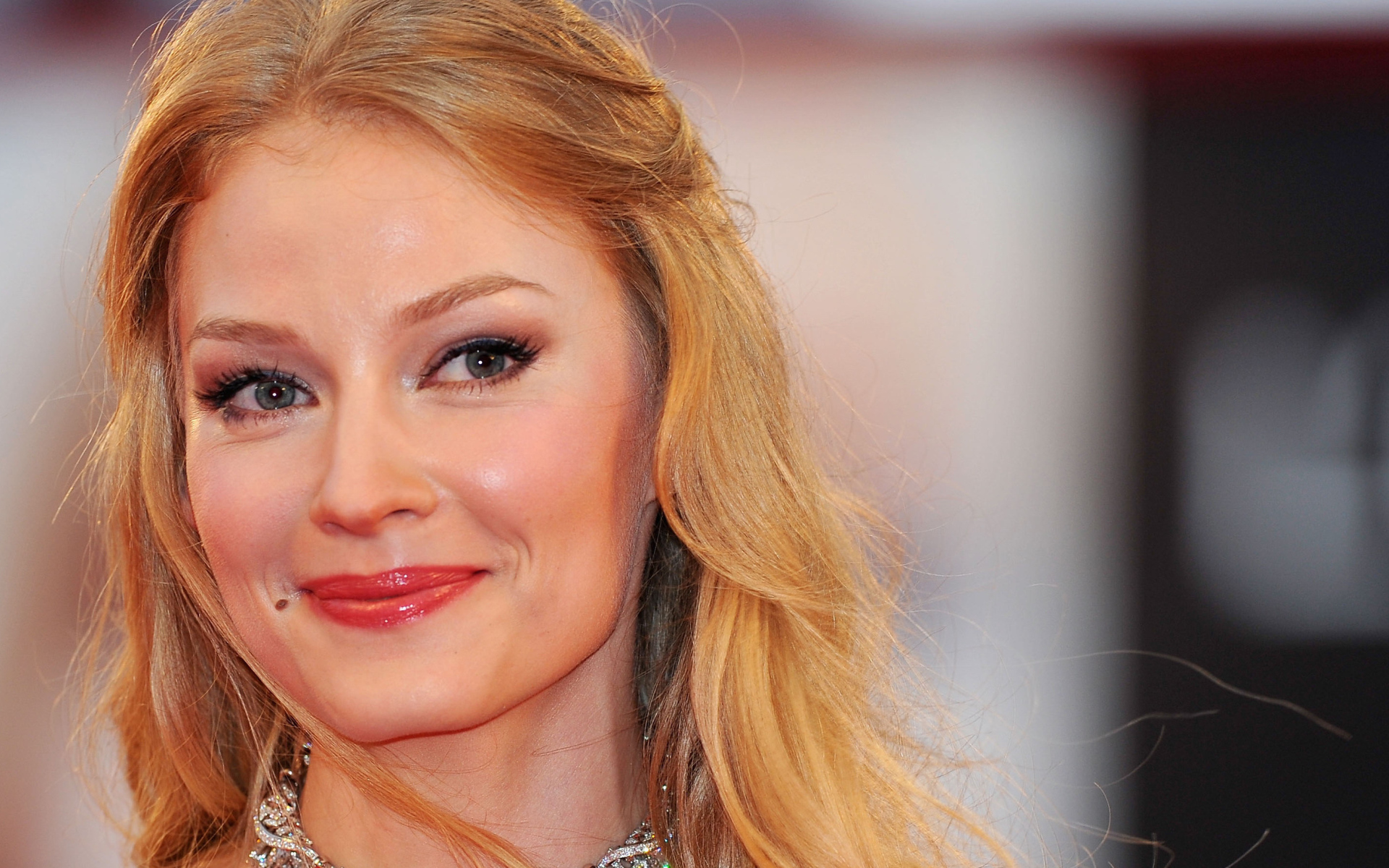 Очаровательная актриса Светлана Ходченкова