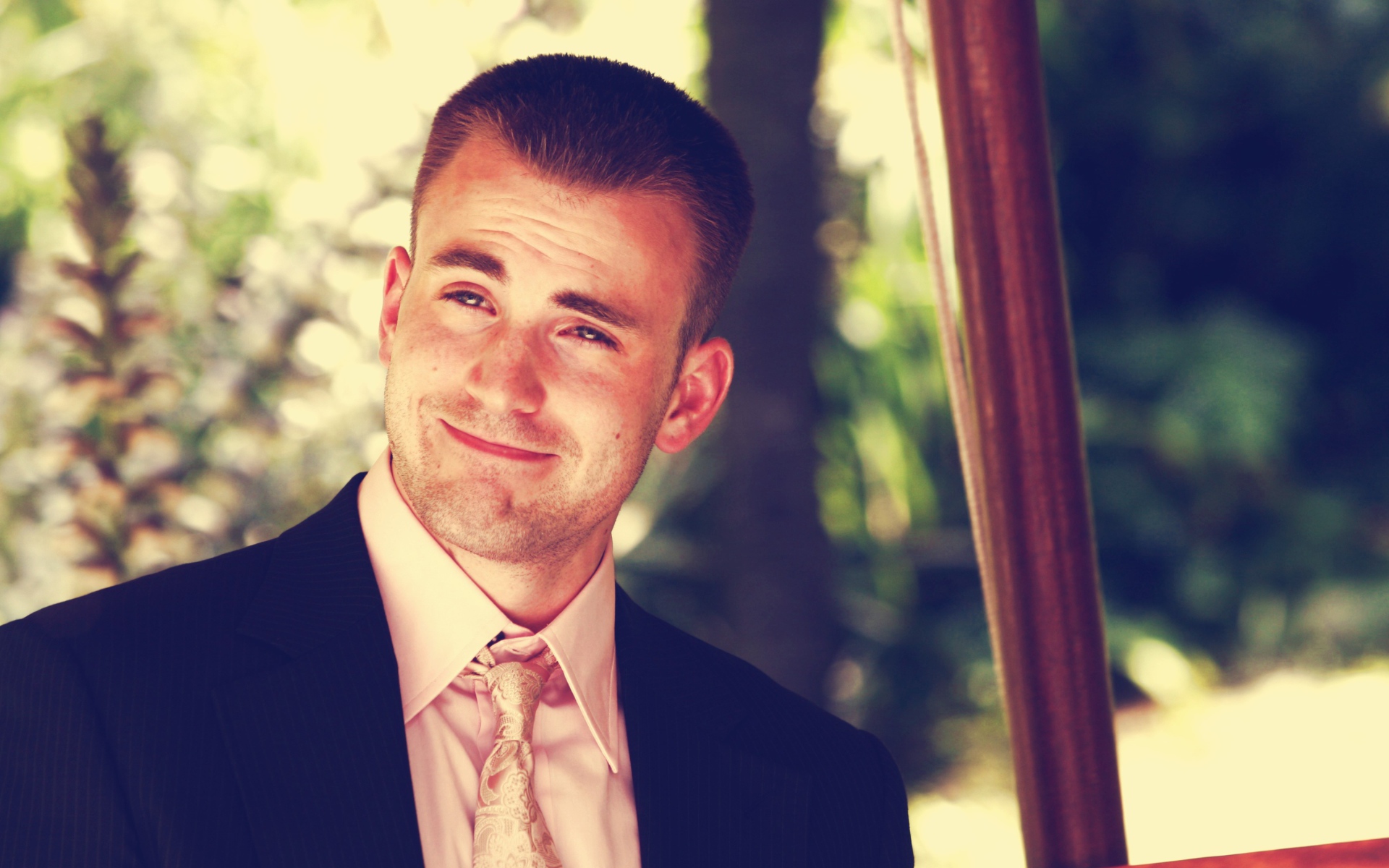 Популярная суперзвезда Крис Эванс