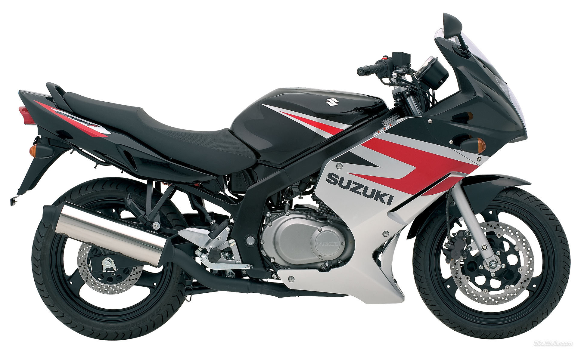 Красивый мотоцикл Suzuki  GS 500 F