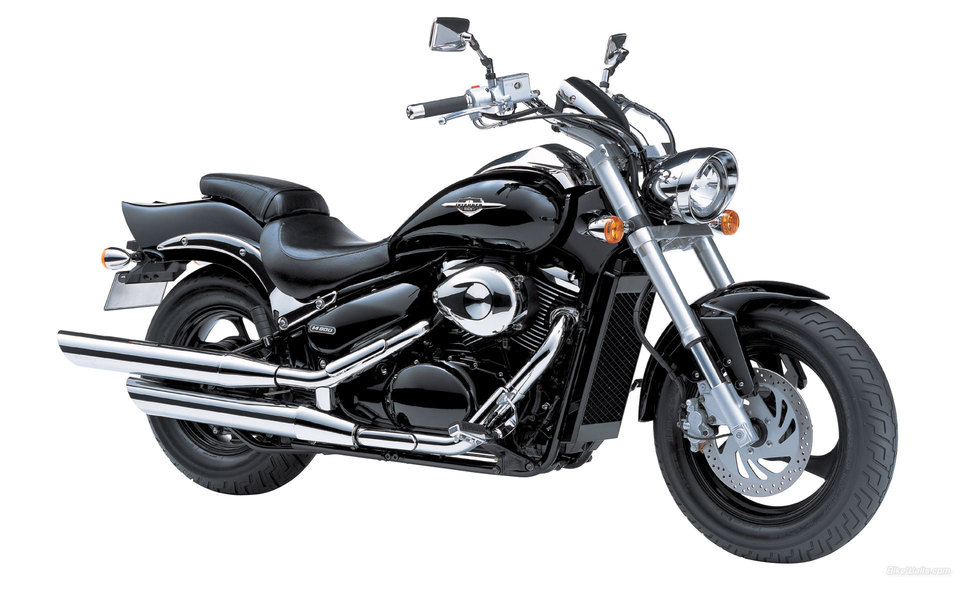 Красивый мотоцикл в москве Suzuki  Intruder M800